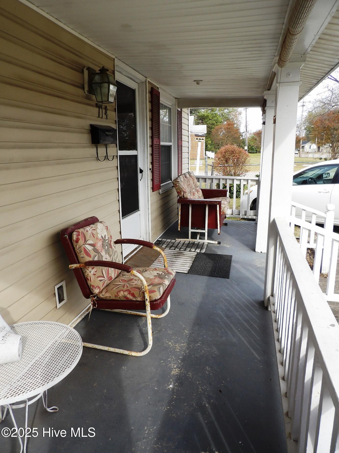 714-16 Pender St (5)