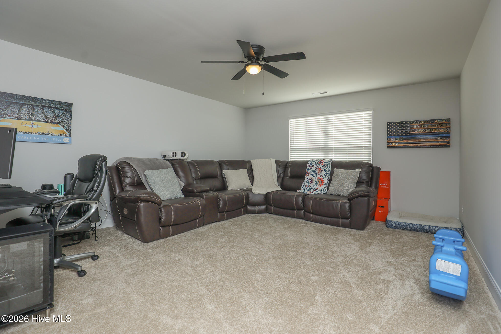 100565380 | Photo 33