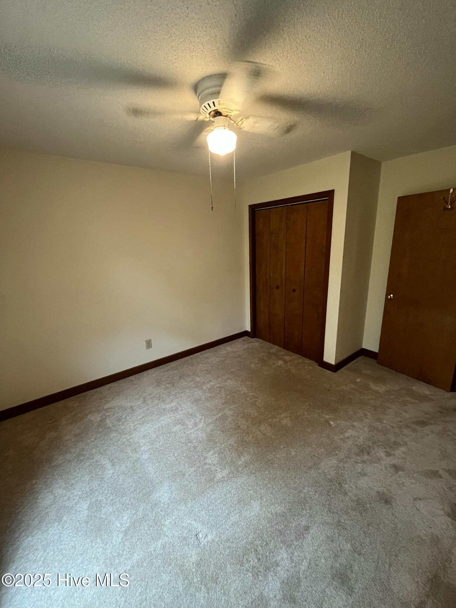 100522283 | Photo 14