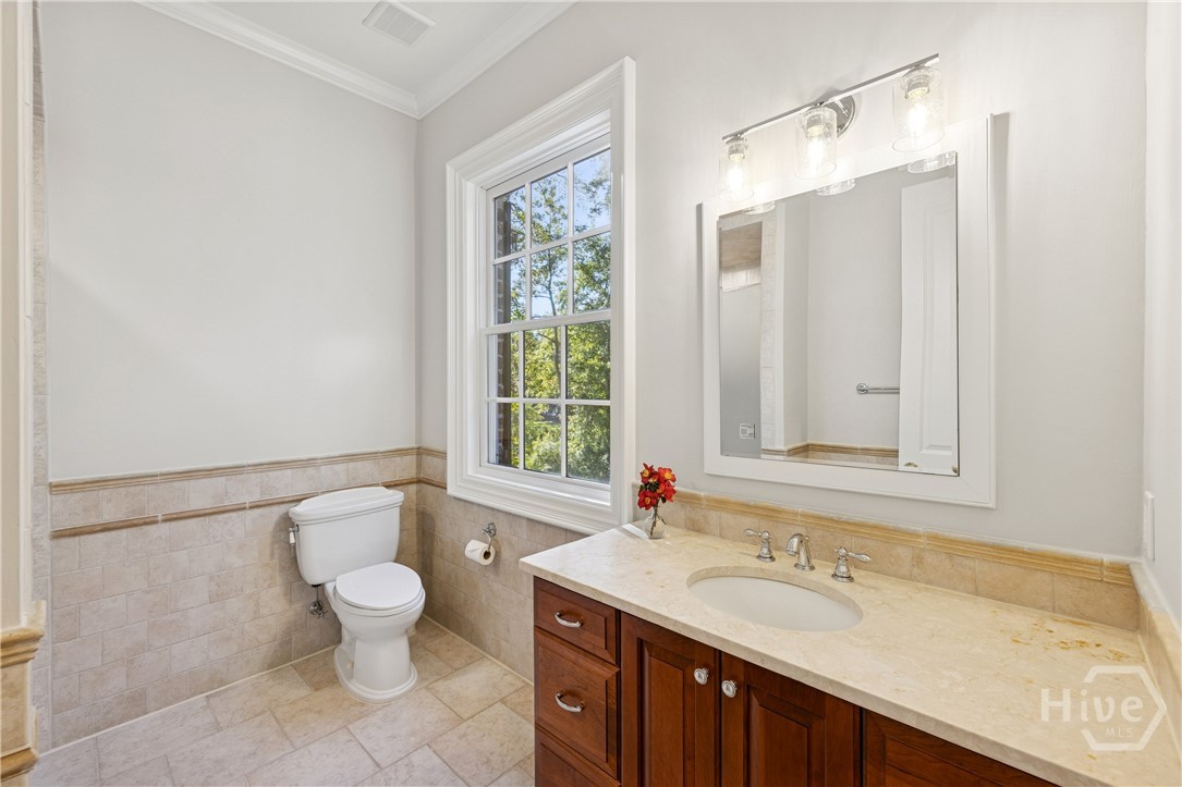 Bedroom 2 En-Suite Bath