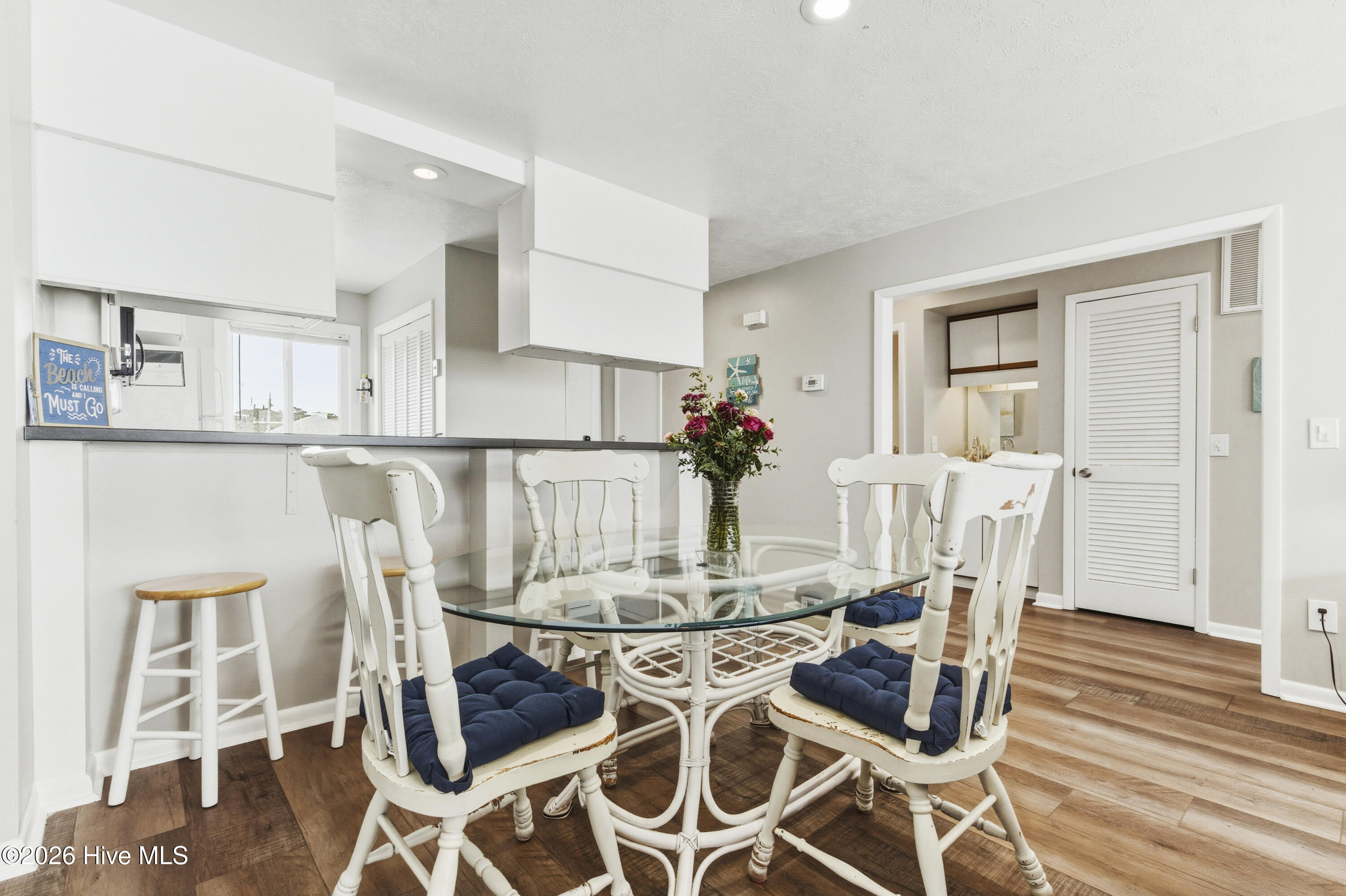 100552987 | Photo 11