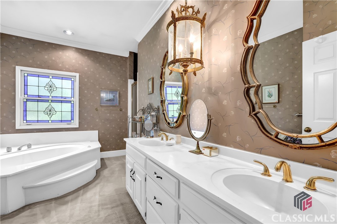 2795 Hawthorne Drive