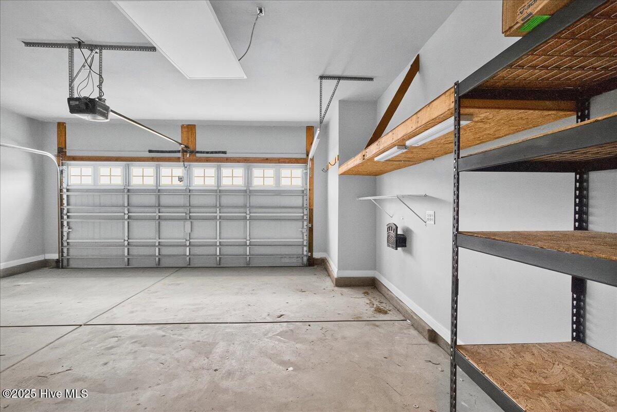 100522416 | Photo 52