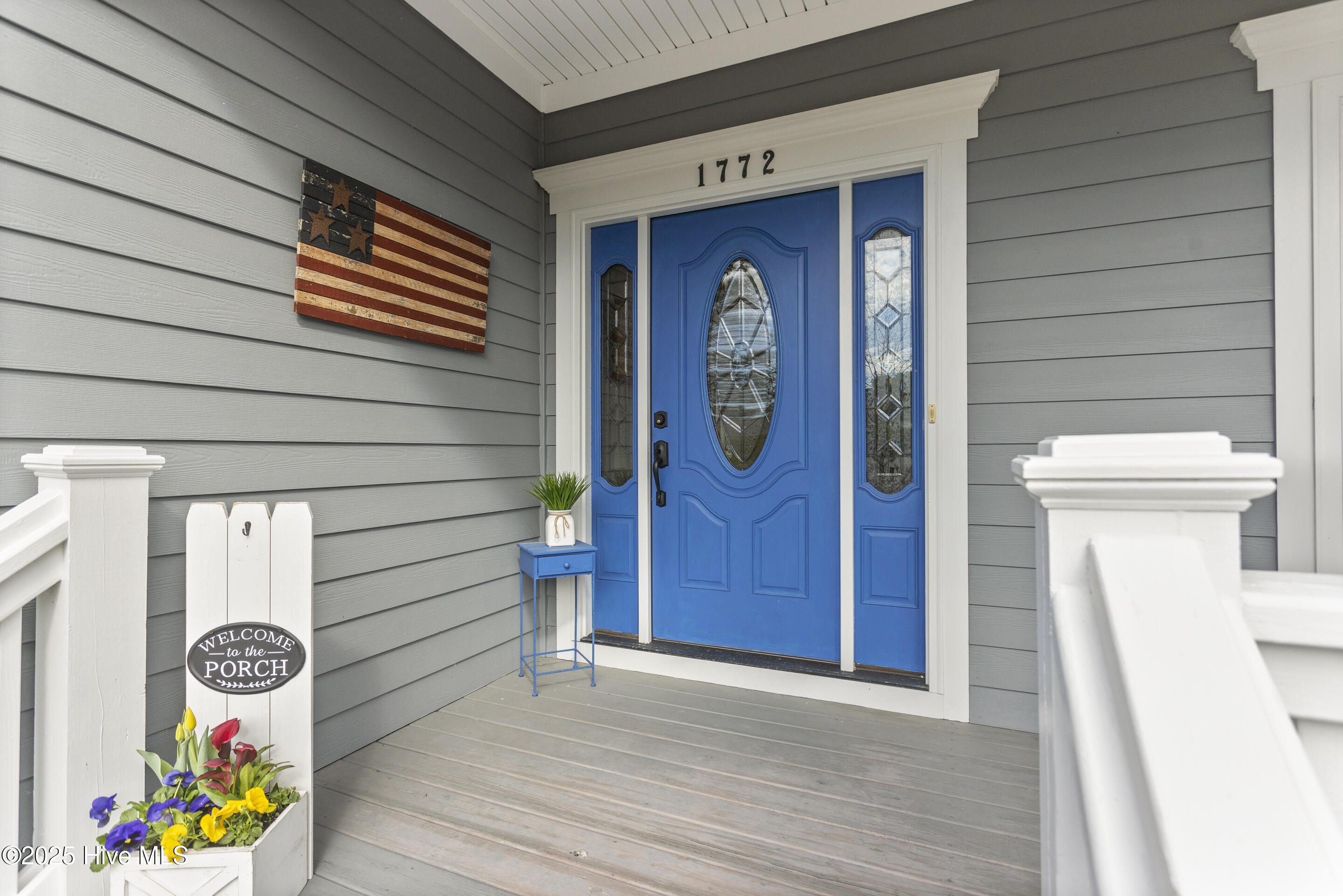 100493610 | Photo 11