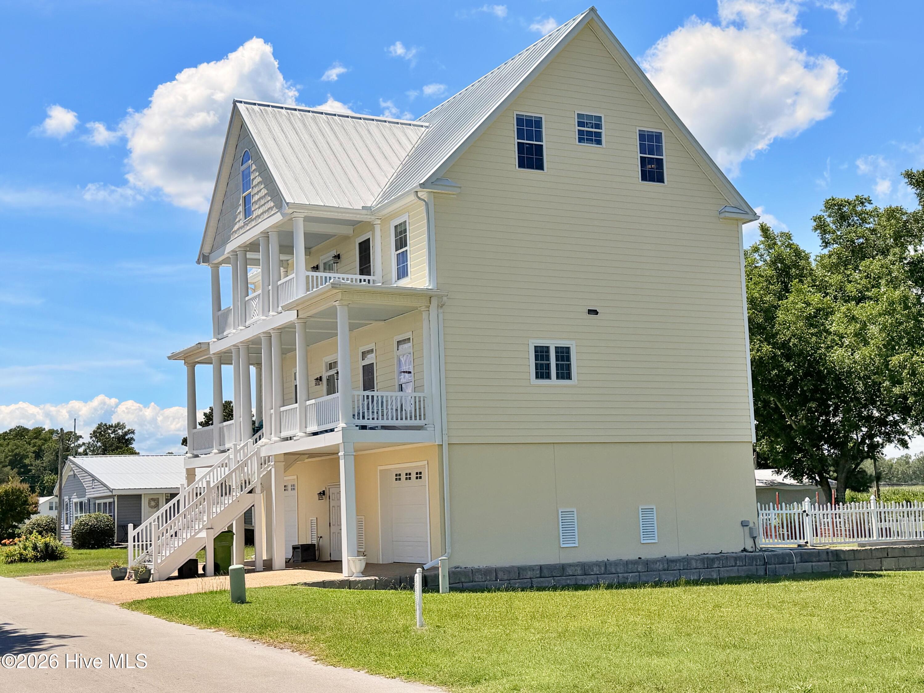 481 River Road,Arapahoe