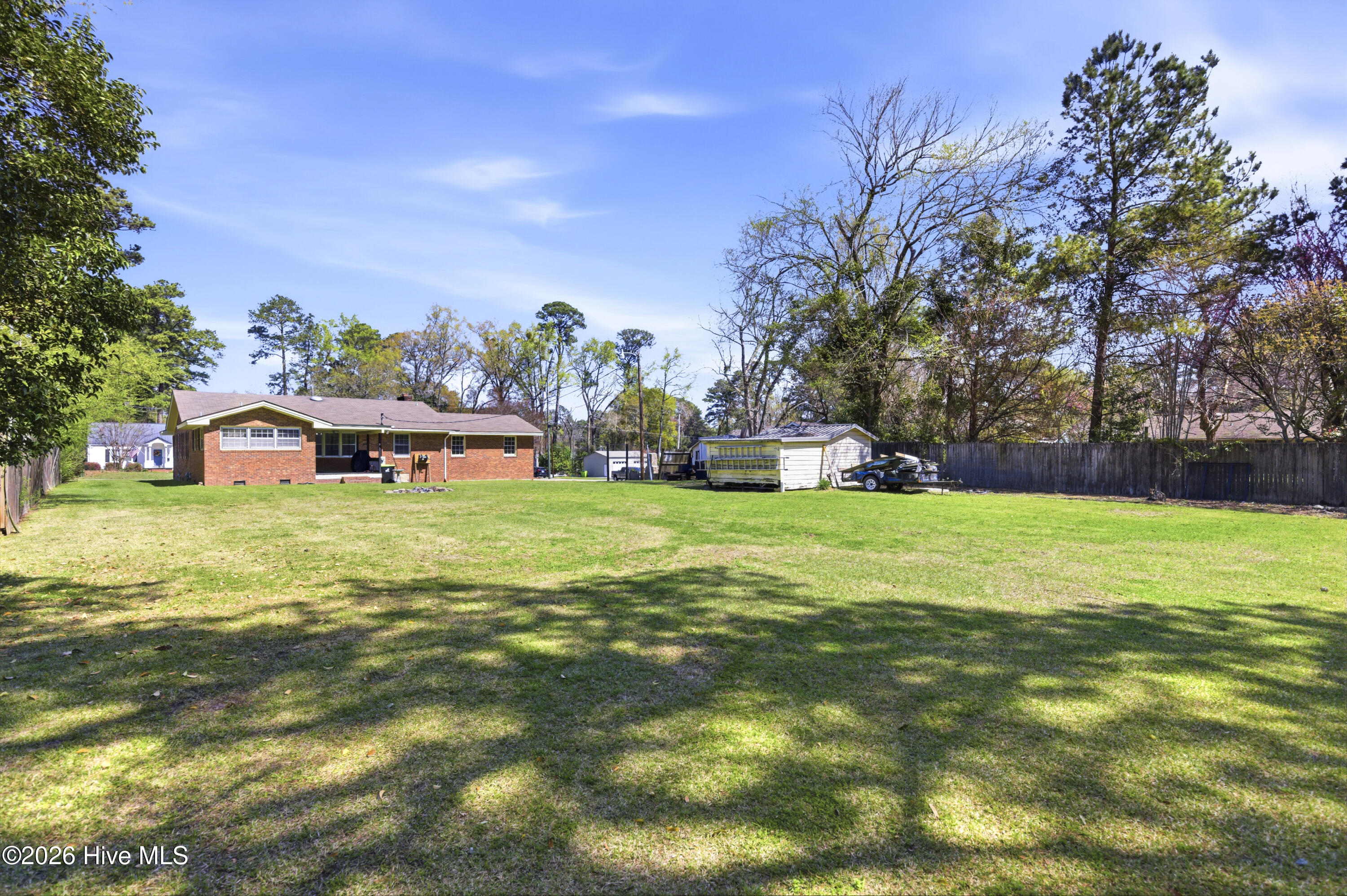 100561797 | Photo 12