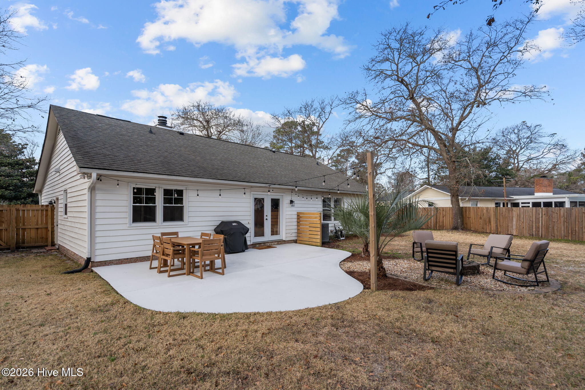 100552729 | Photo 32