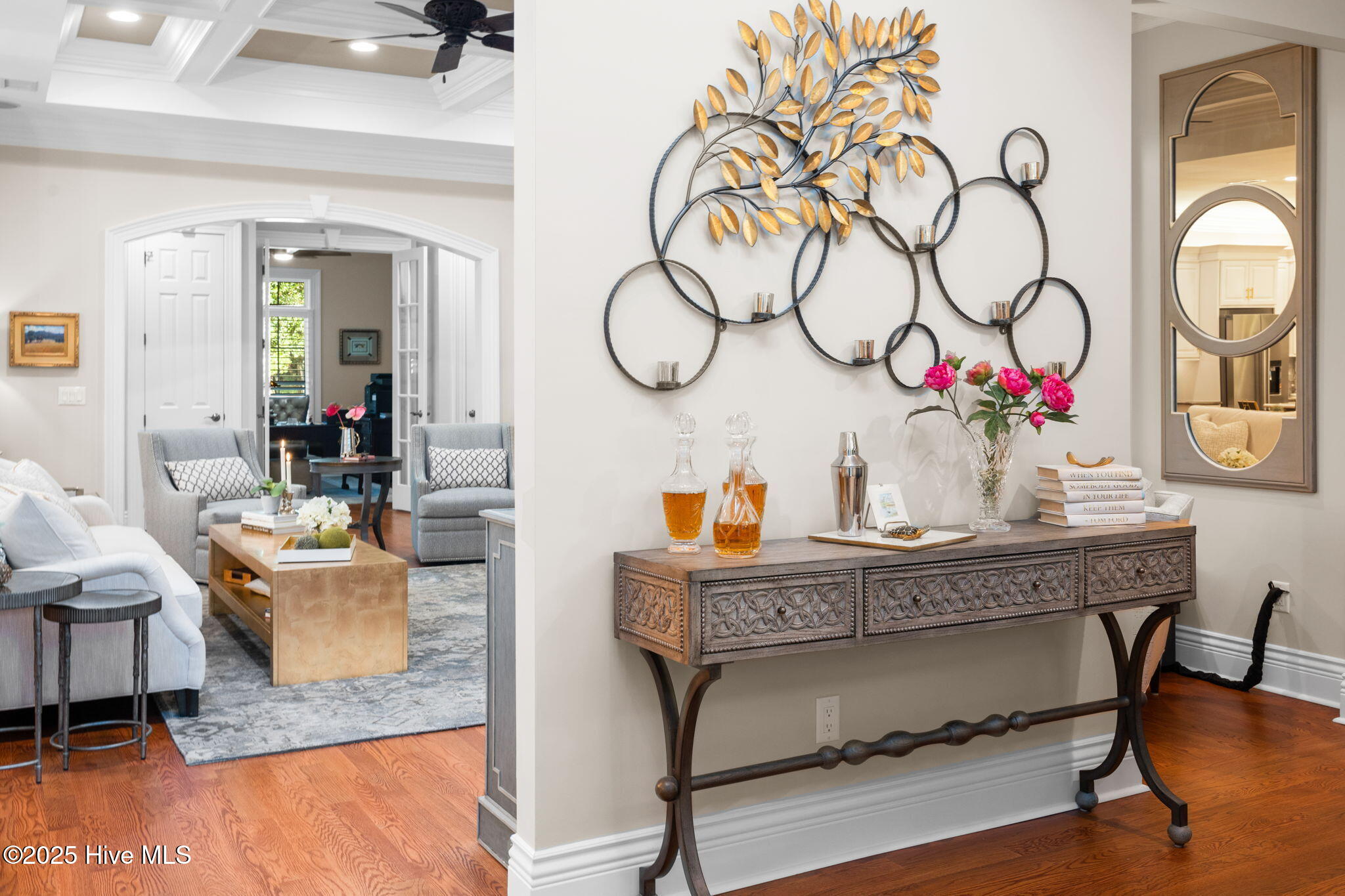 100549580 | Photo 26