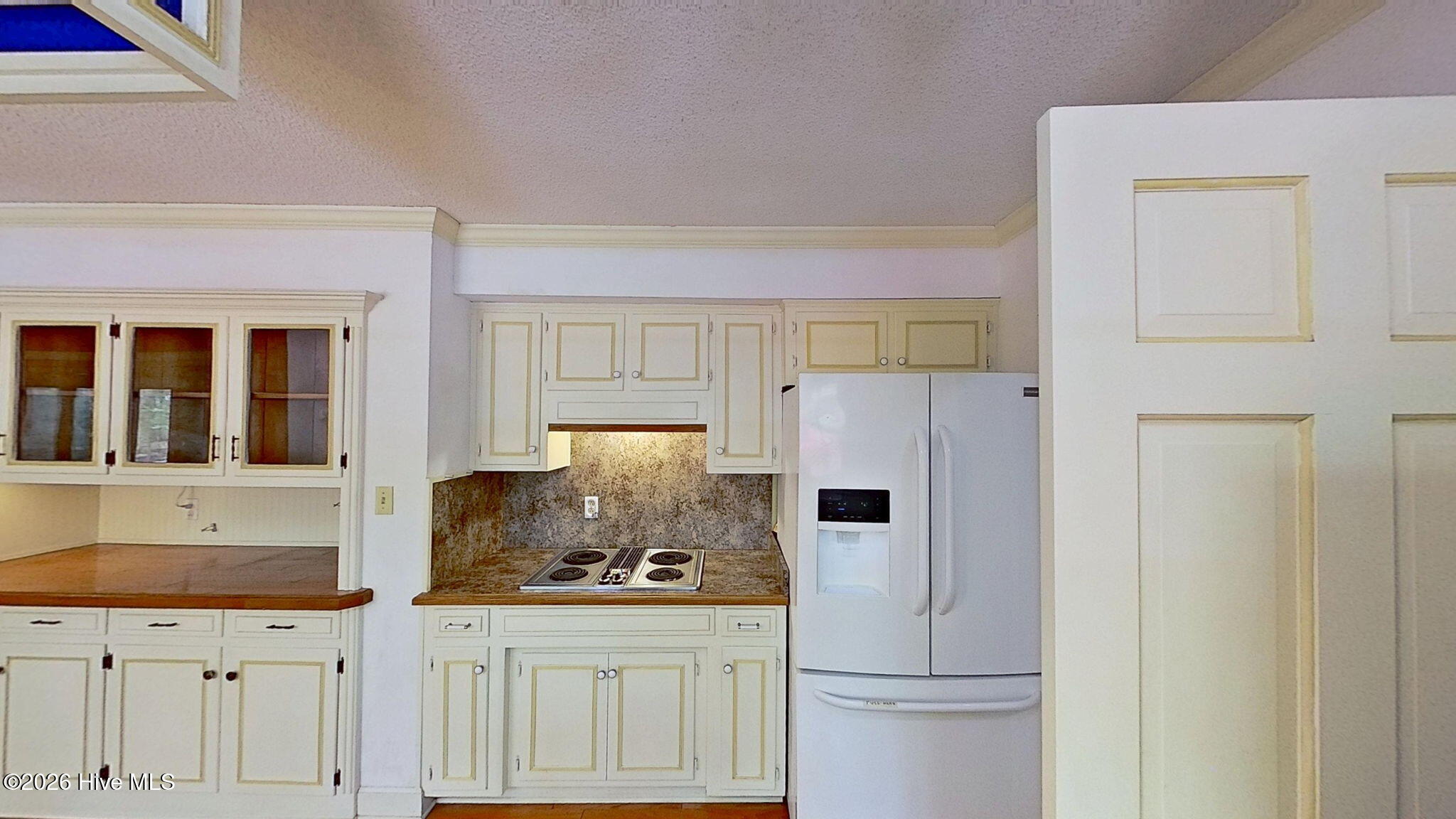 512 Raymond Drive,Arapahoe