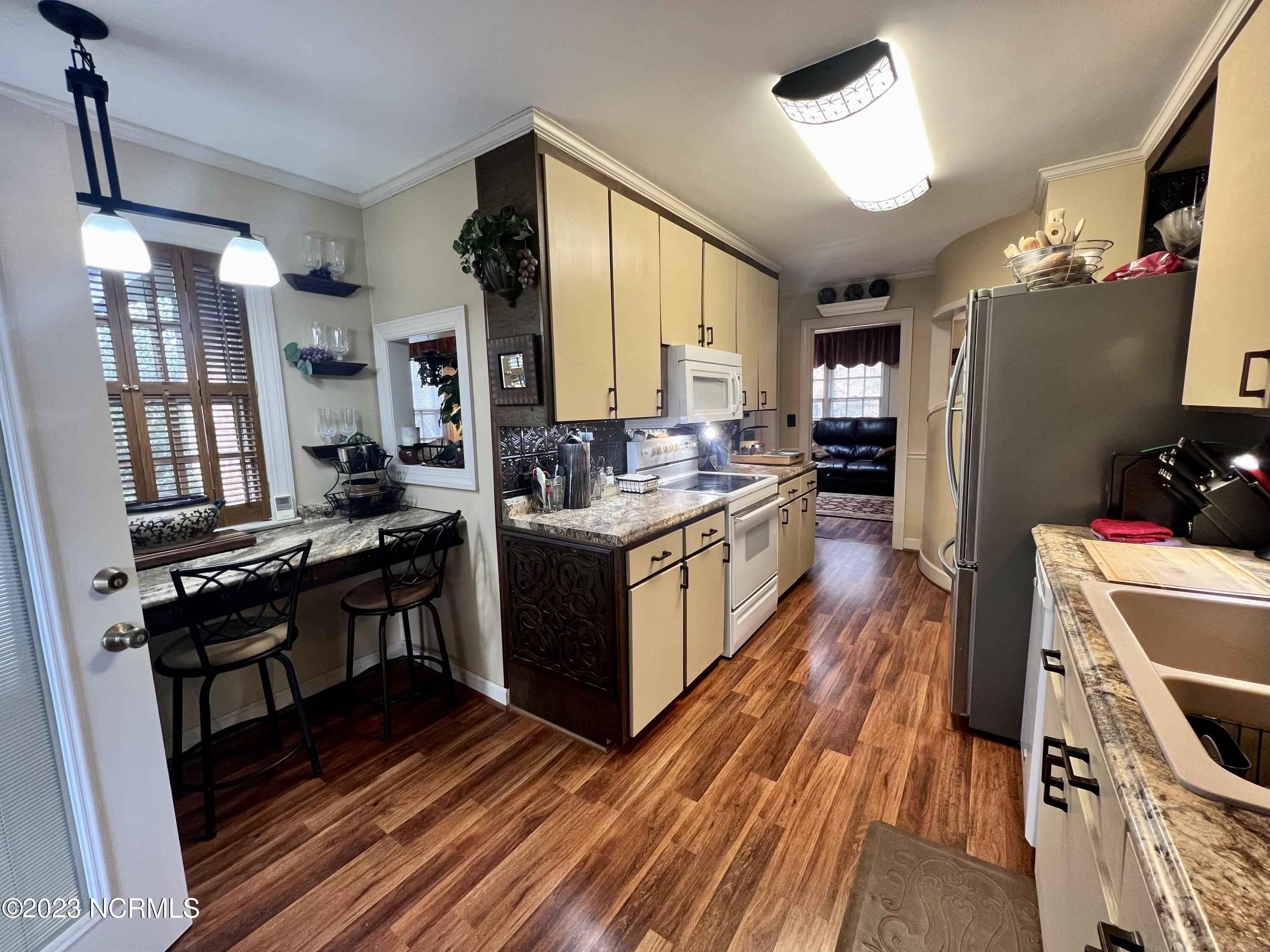 389 Northwoods Country Road