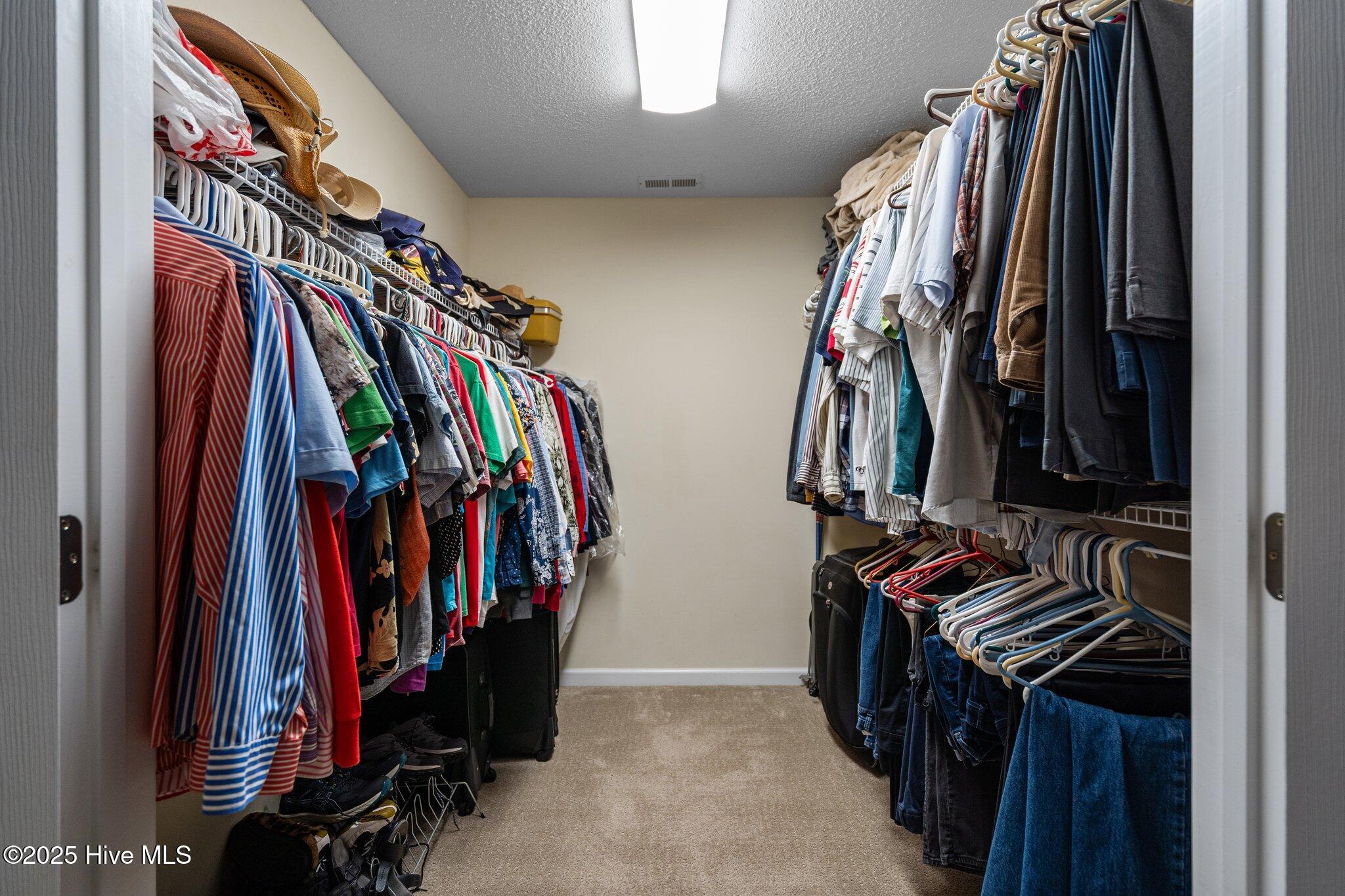 100515832 | Photo 50