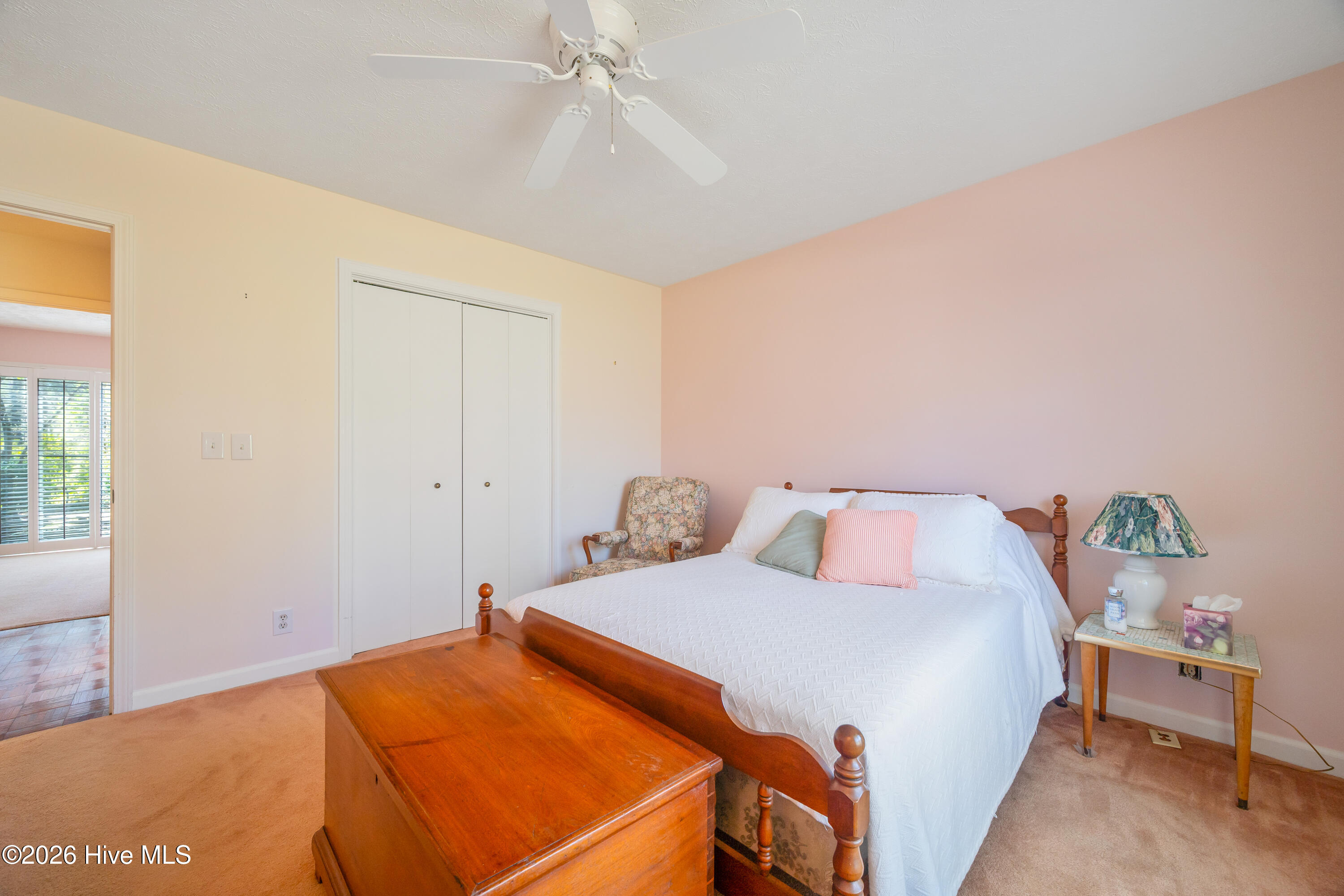 100563412 | Photo 31