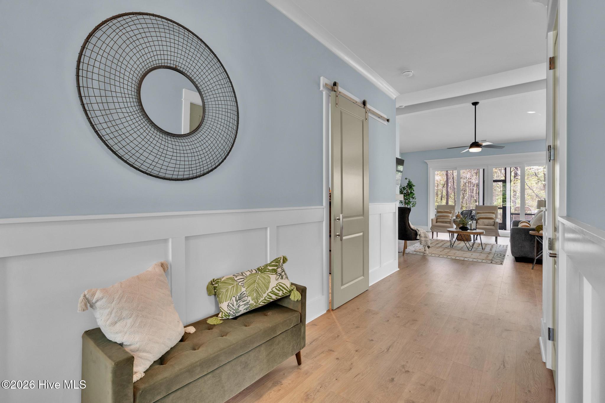 100564627 | Photo 22