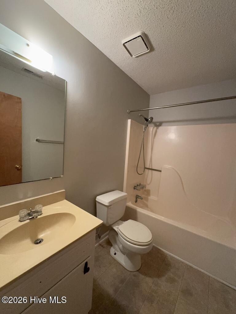 100564266 | Photo 11