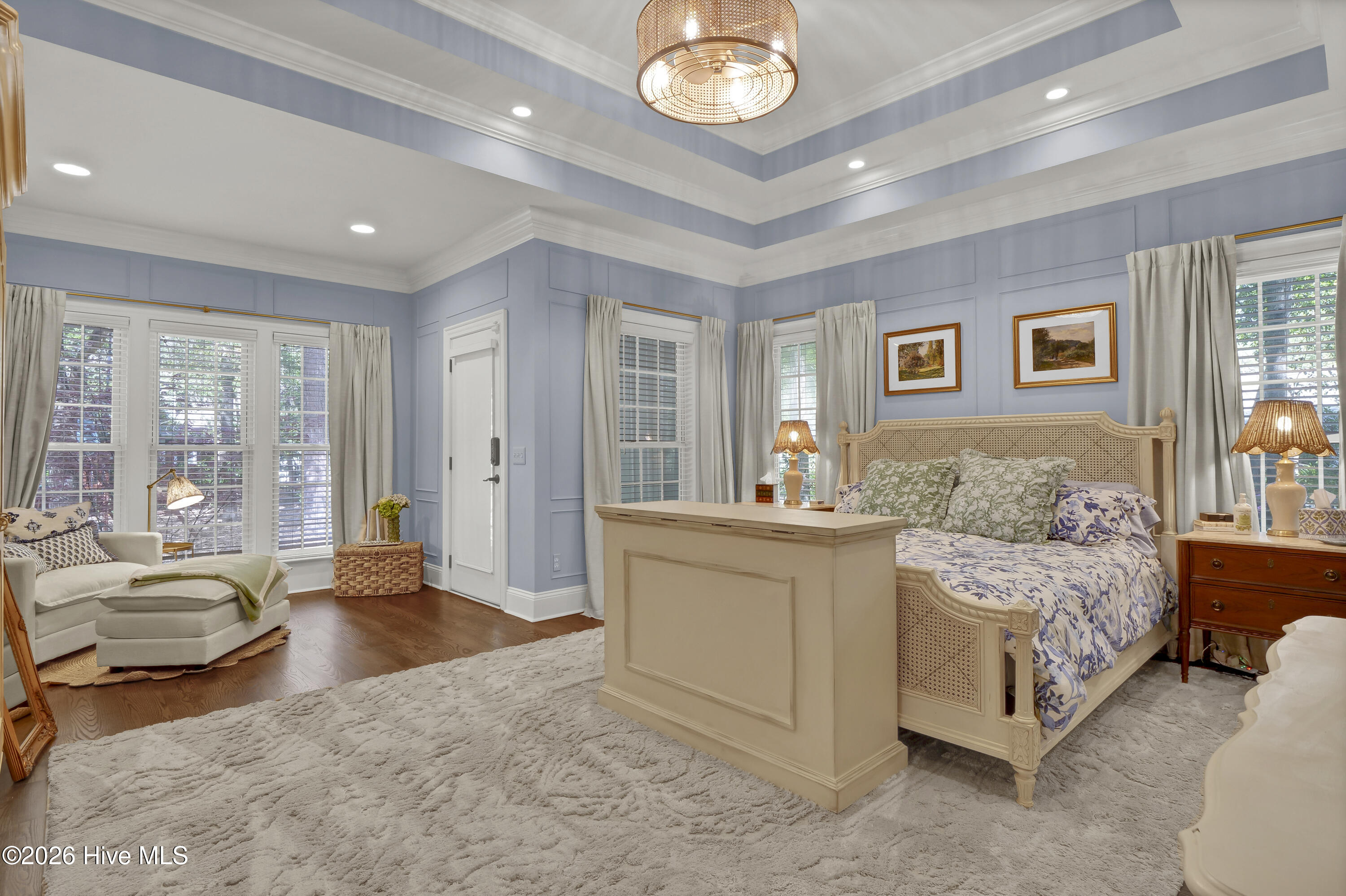 100563918 | Photo 22