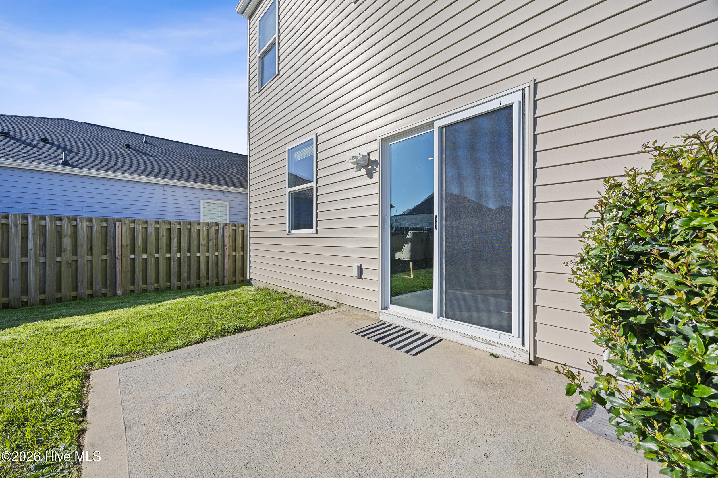 100561836 | Photo 35