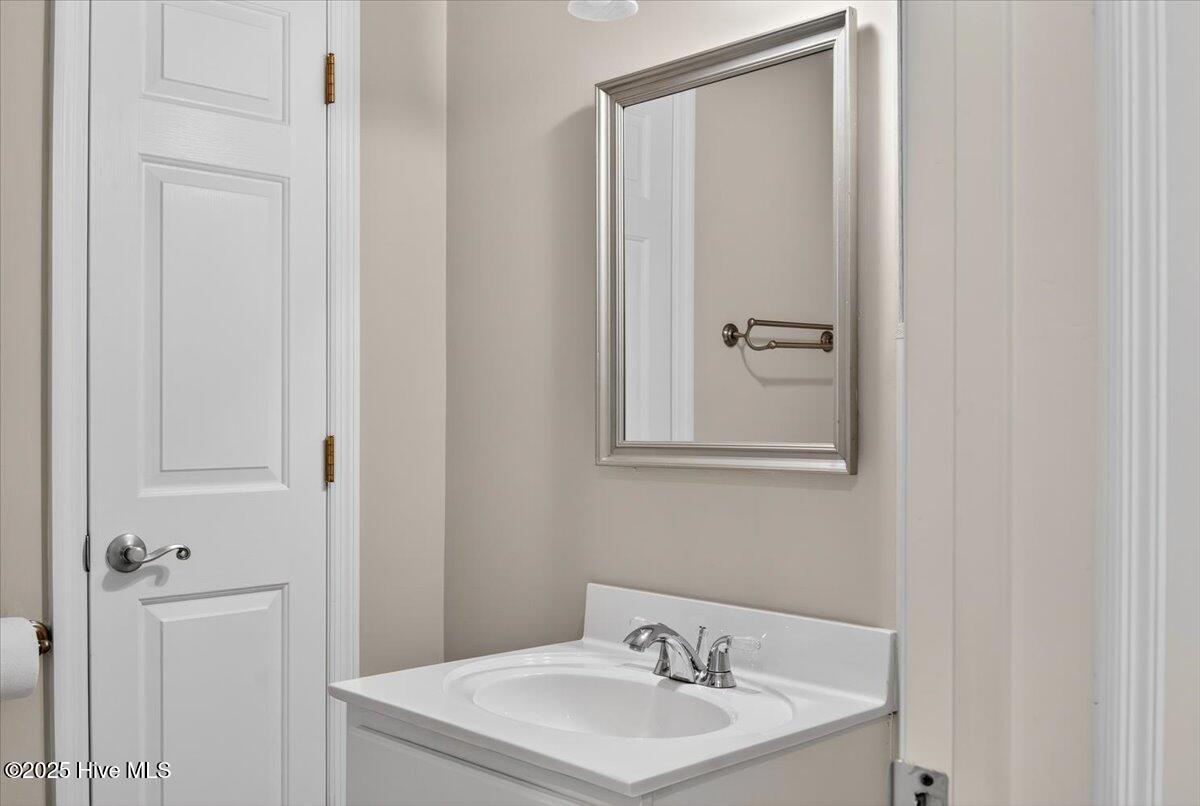 100536706 | Photo 19