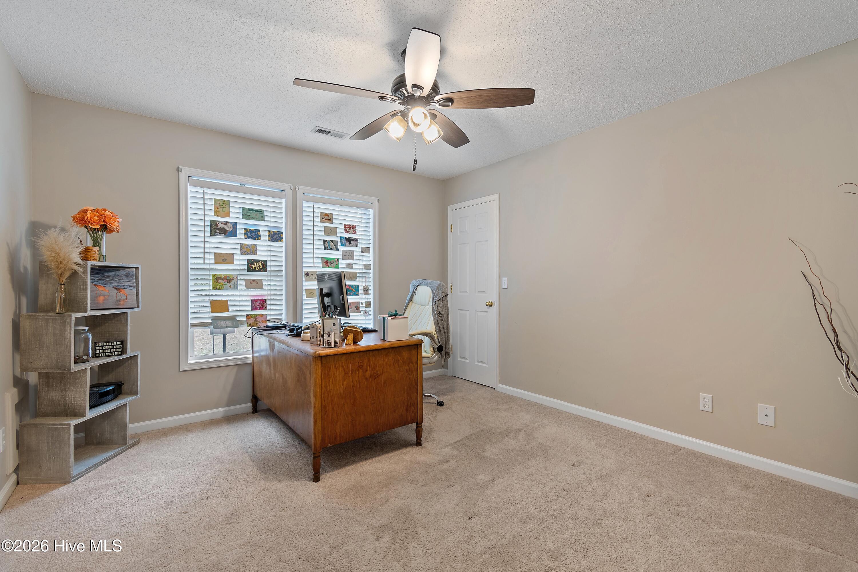 100555081 | Photo 26