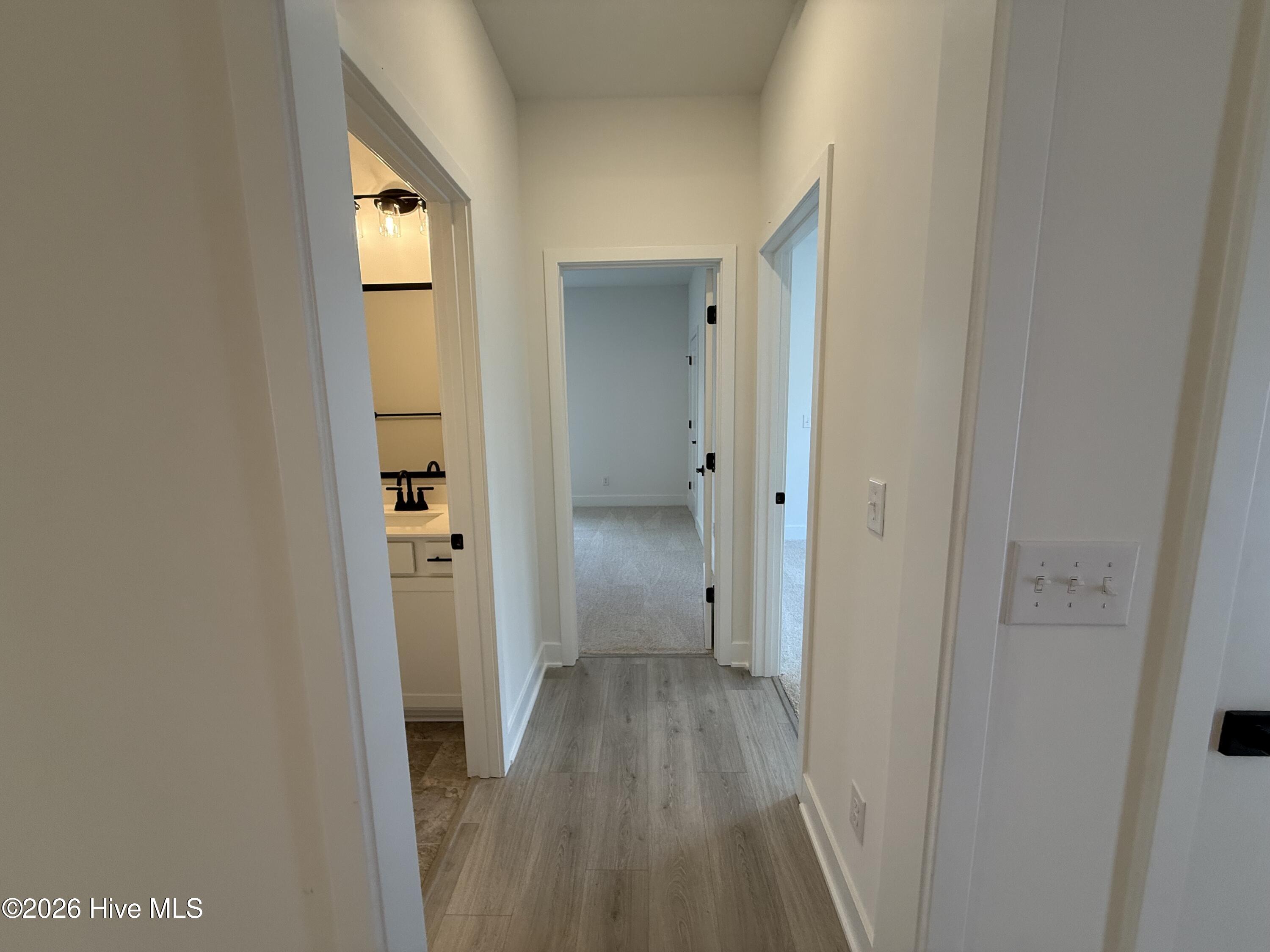 100546686 | Photo 35