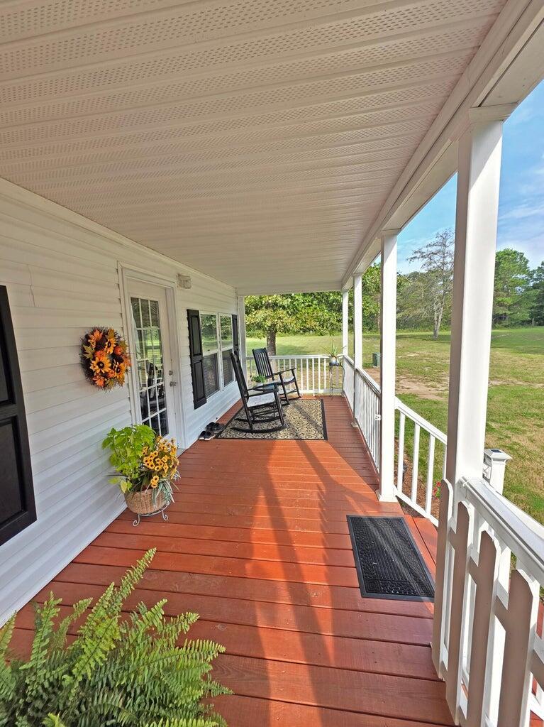 20250829230224743359000000-o