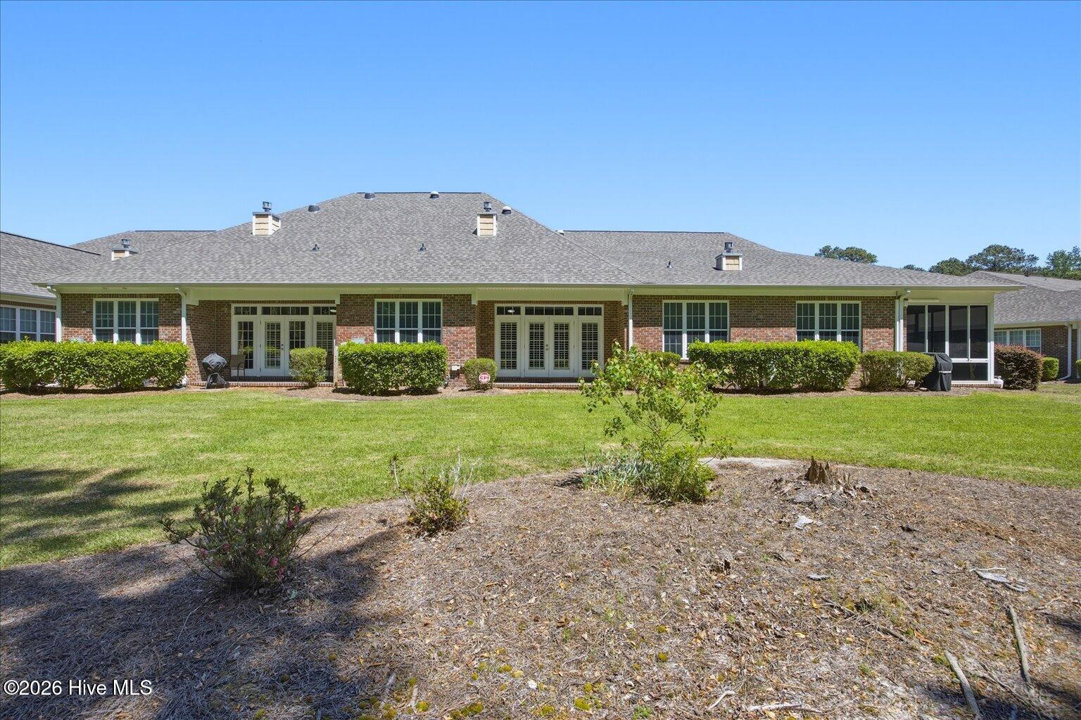 100568811 | Photo 37