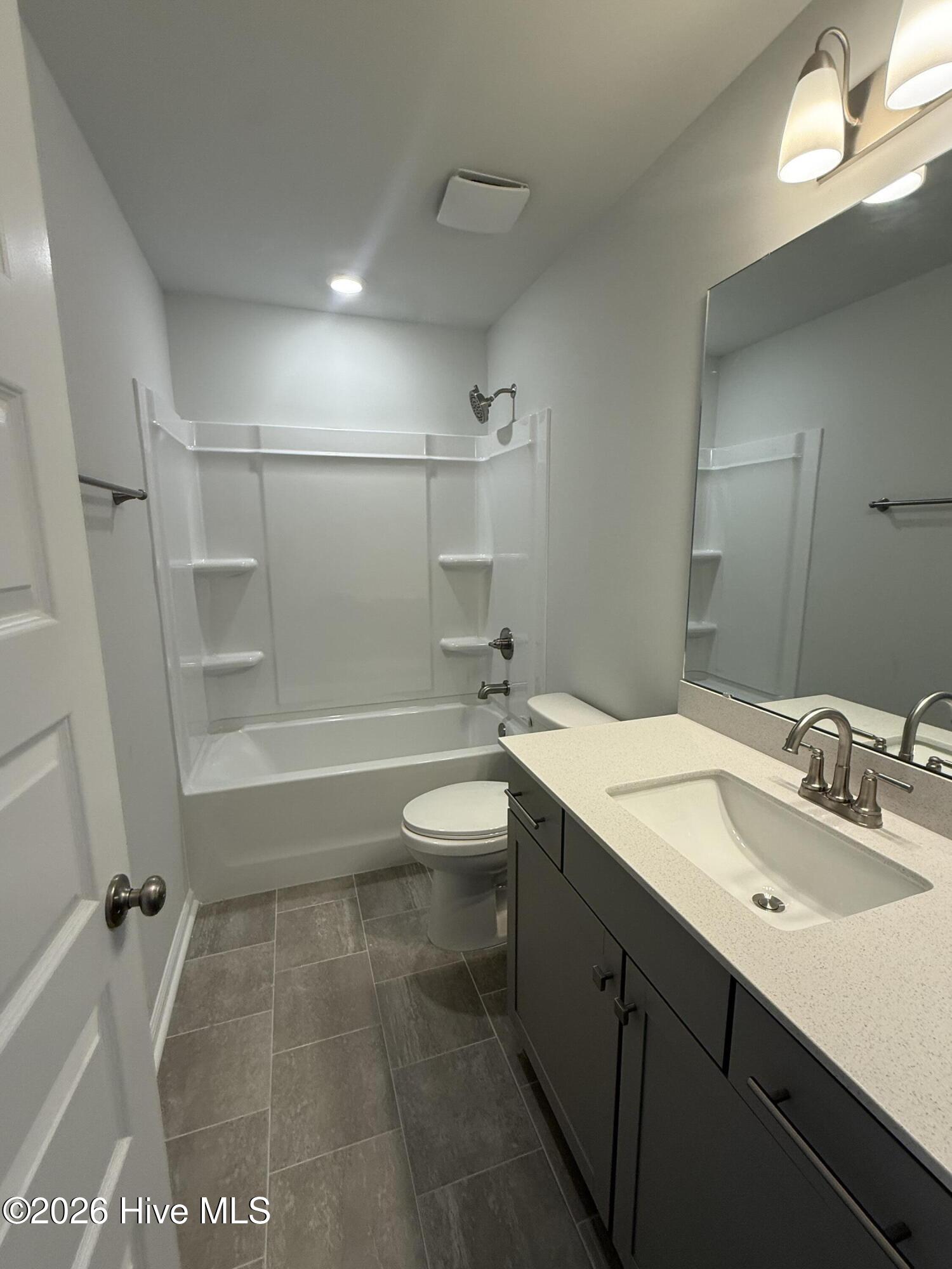 100569638 | Photo 17