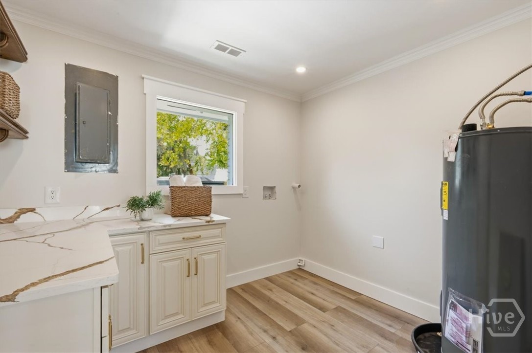 Laundry Room Main