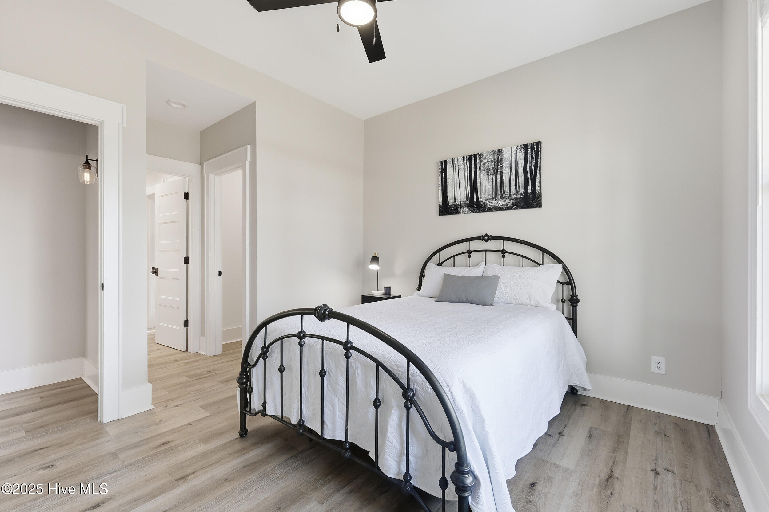 100542294 | Photo 29