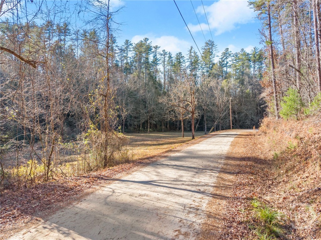Well maintained easement Shoal Creek Tract Habersham County