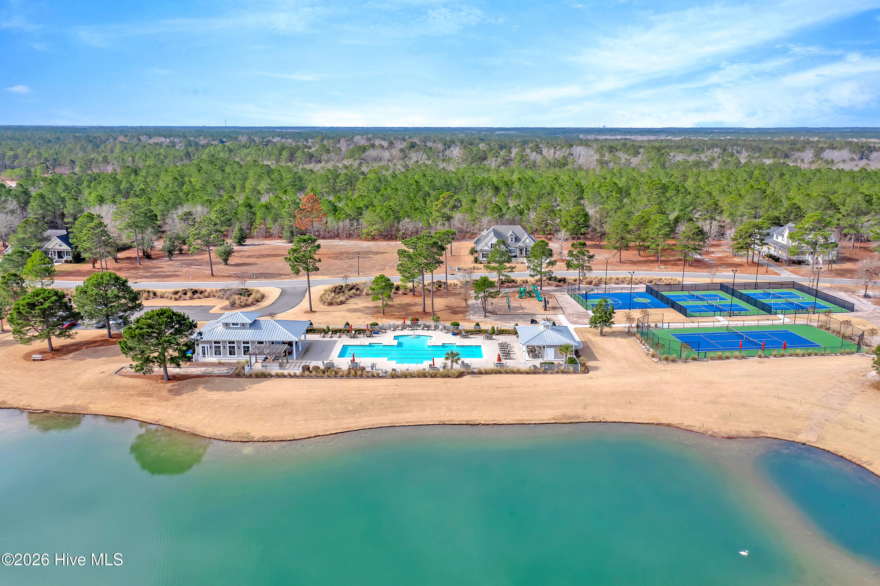 100551490 | Photo 29