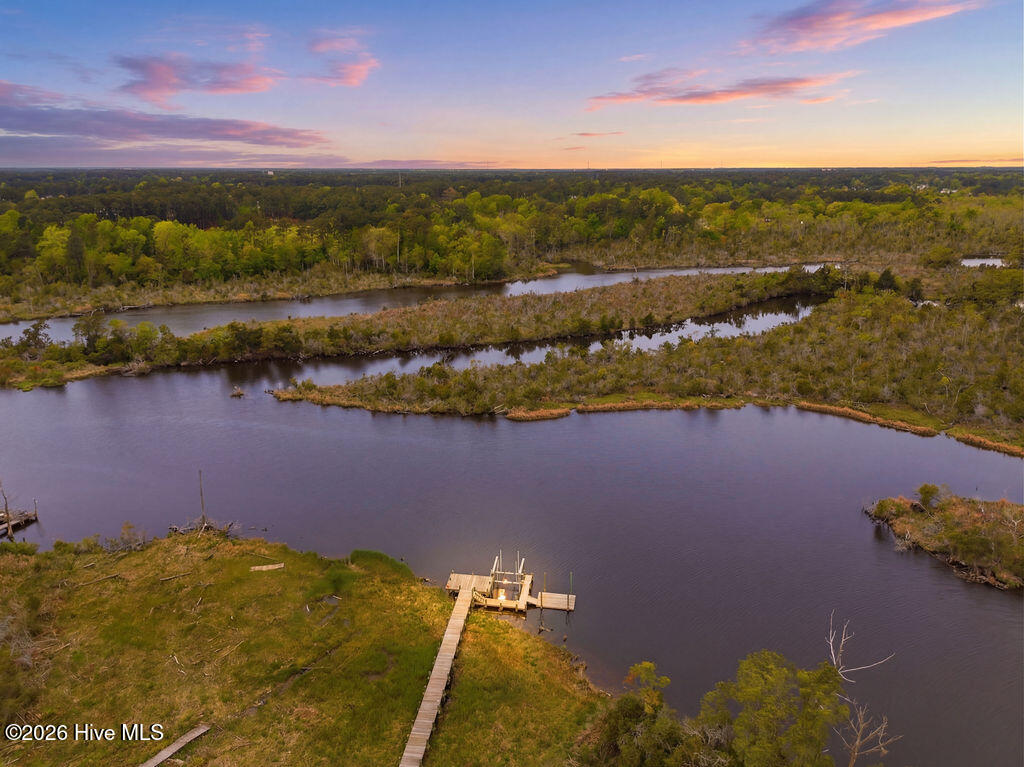 100565606 | Photo 79