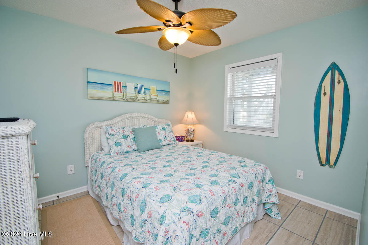 100560263 | Photo 28