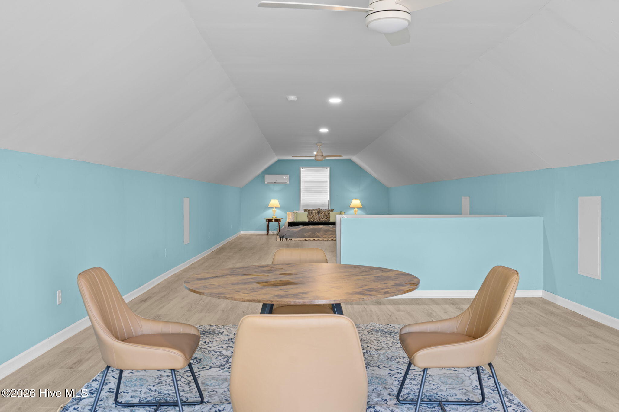 100550759 | Photo 31