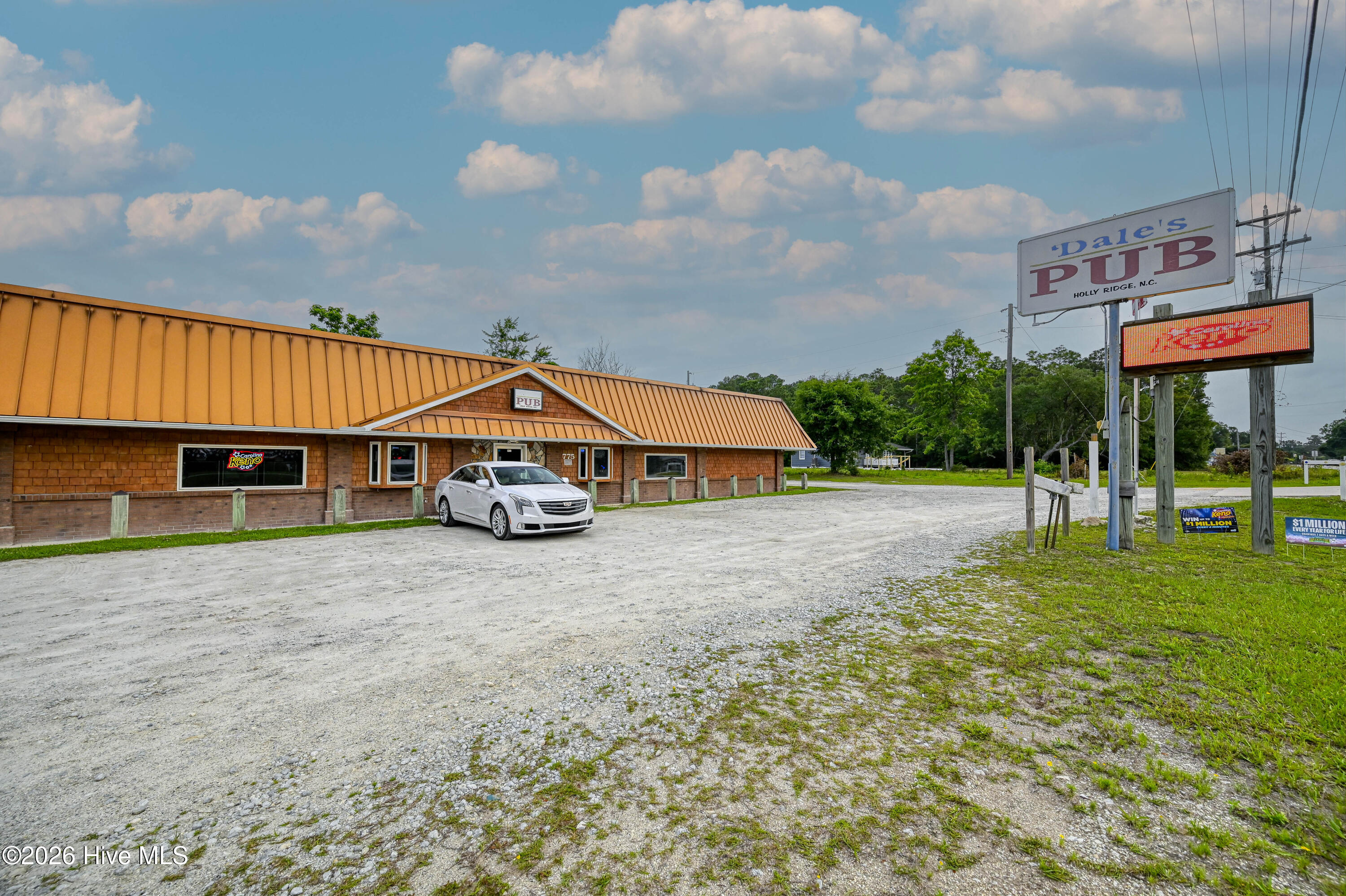 775 E Ocean Road,Holly Ridge