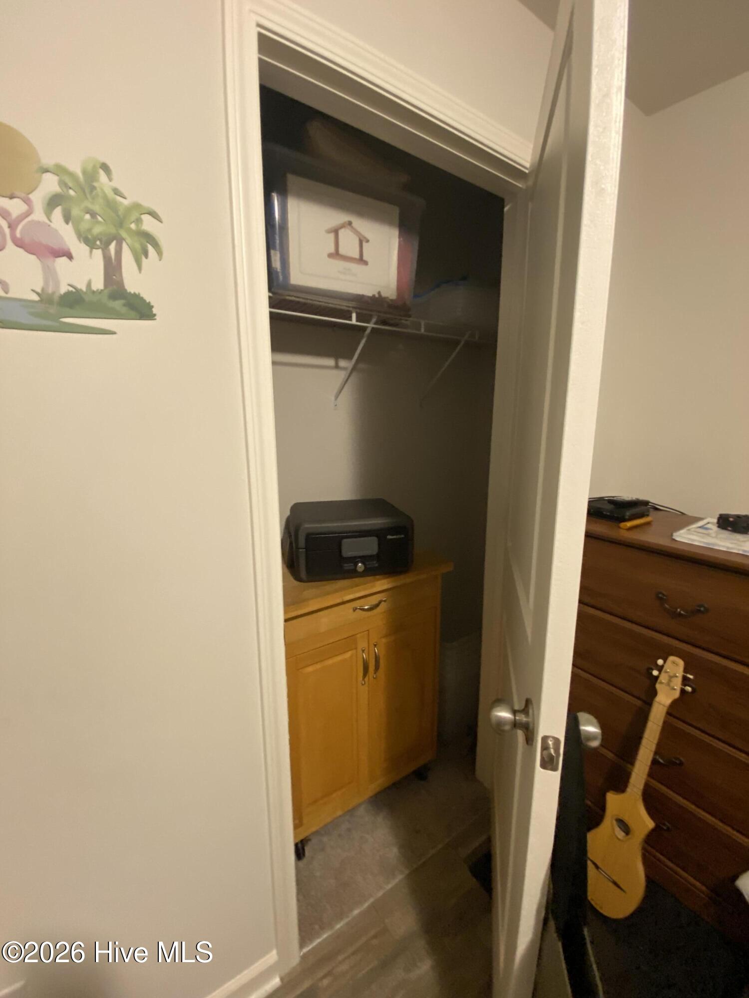 100566692 | Photo 35