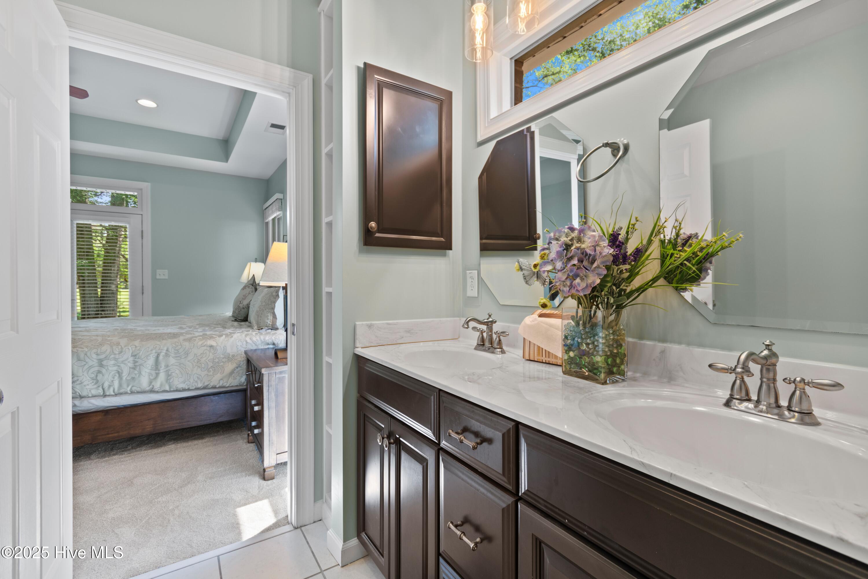 100509392 | Photo 34