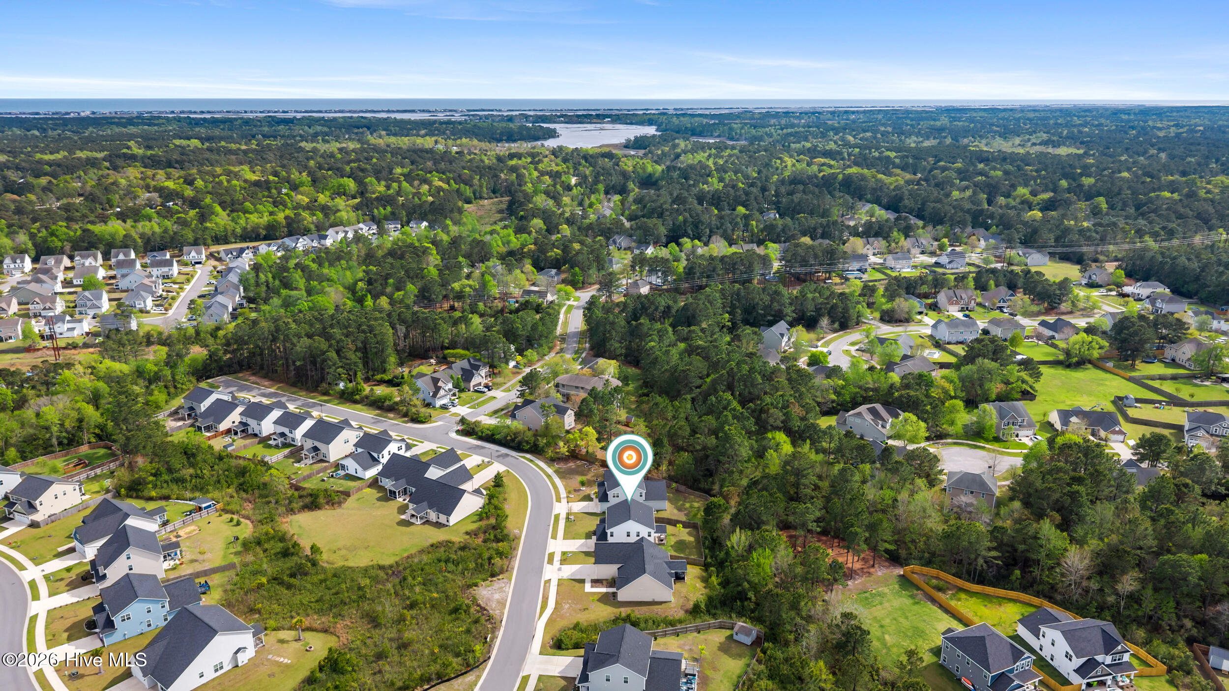 100565604 | Photo 40