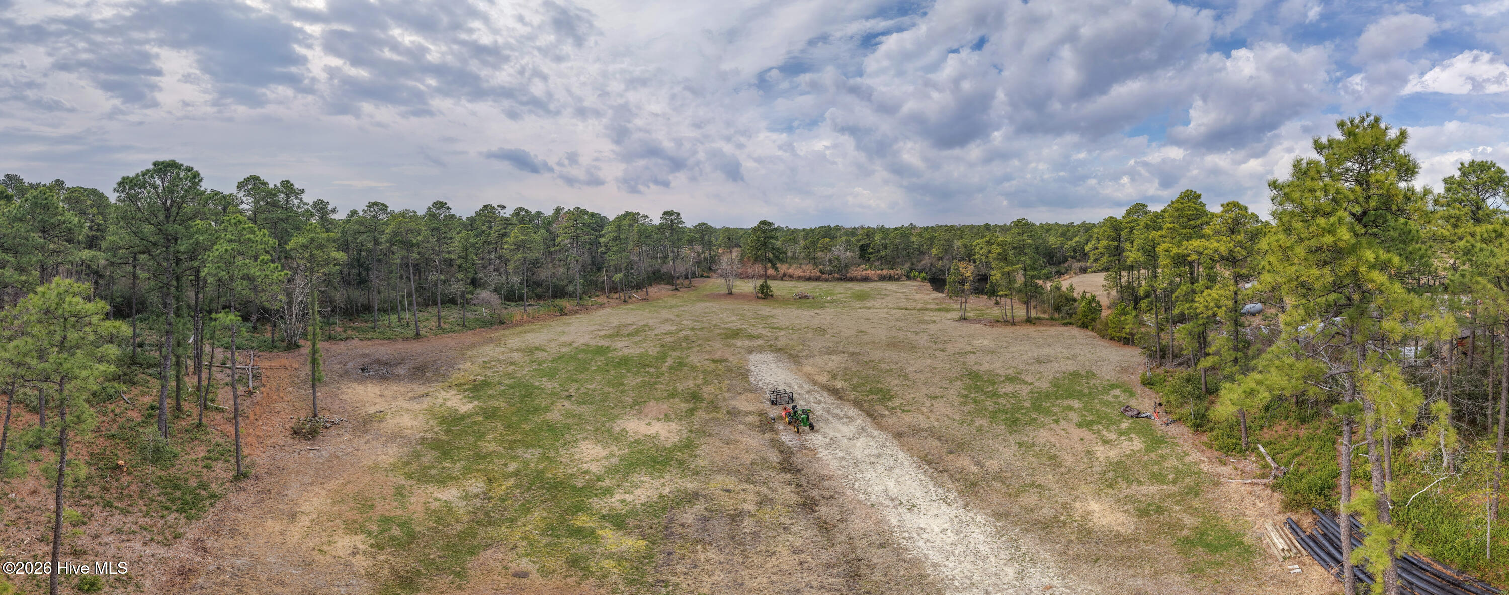 100554657 | Photo 26