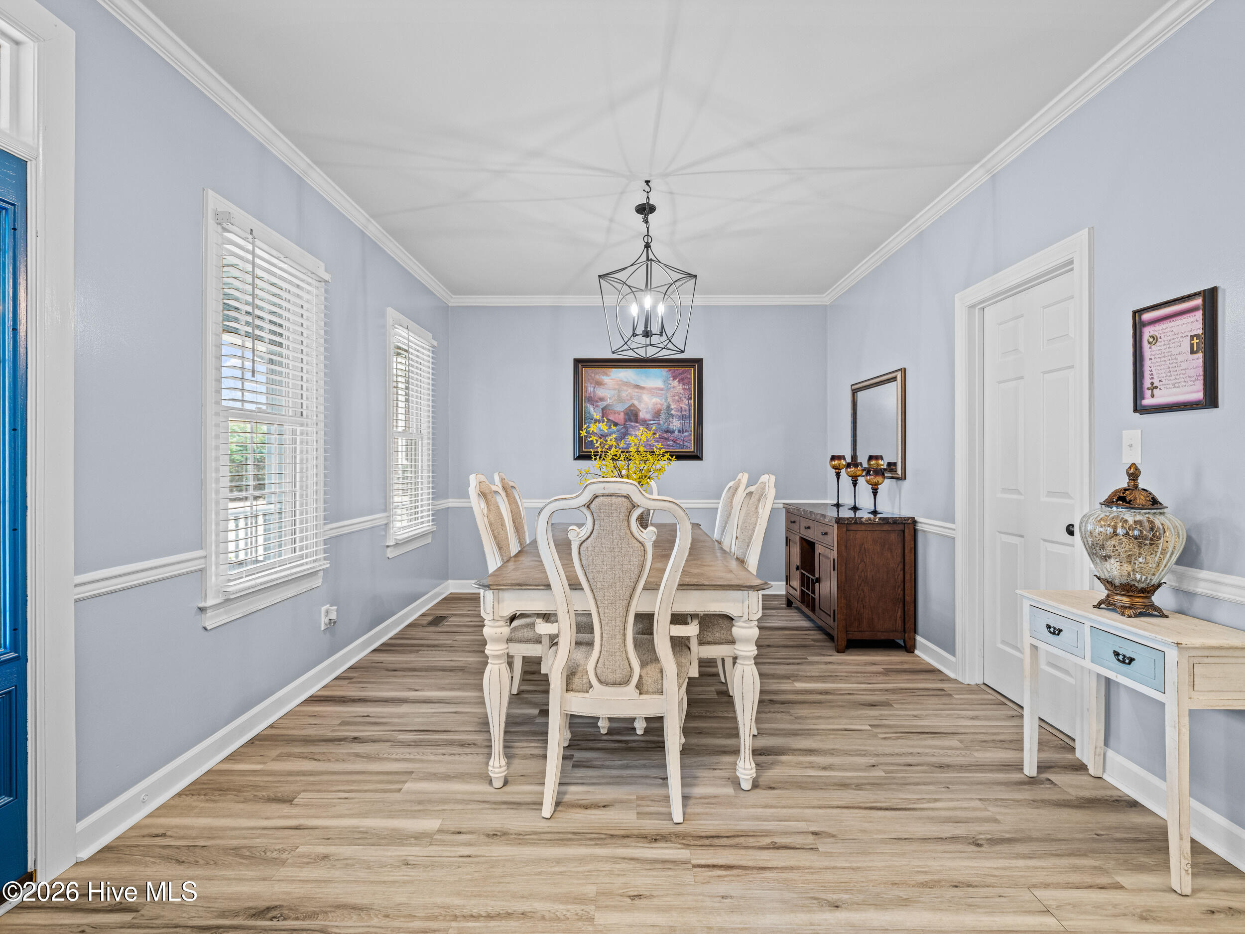 100555942 | Photo 11