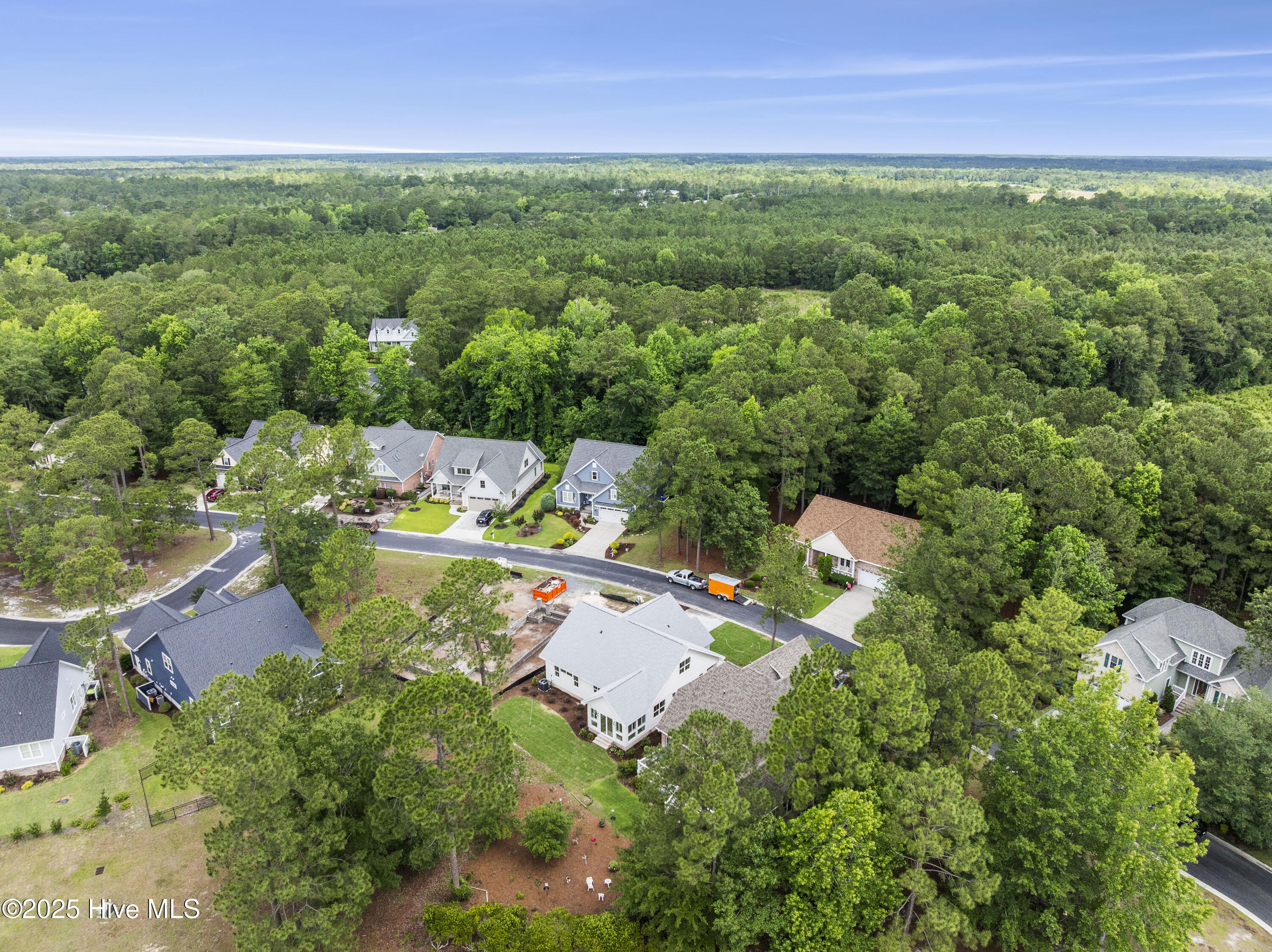 100490321 | Photo 64