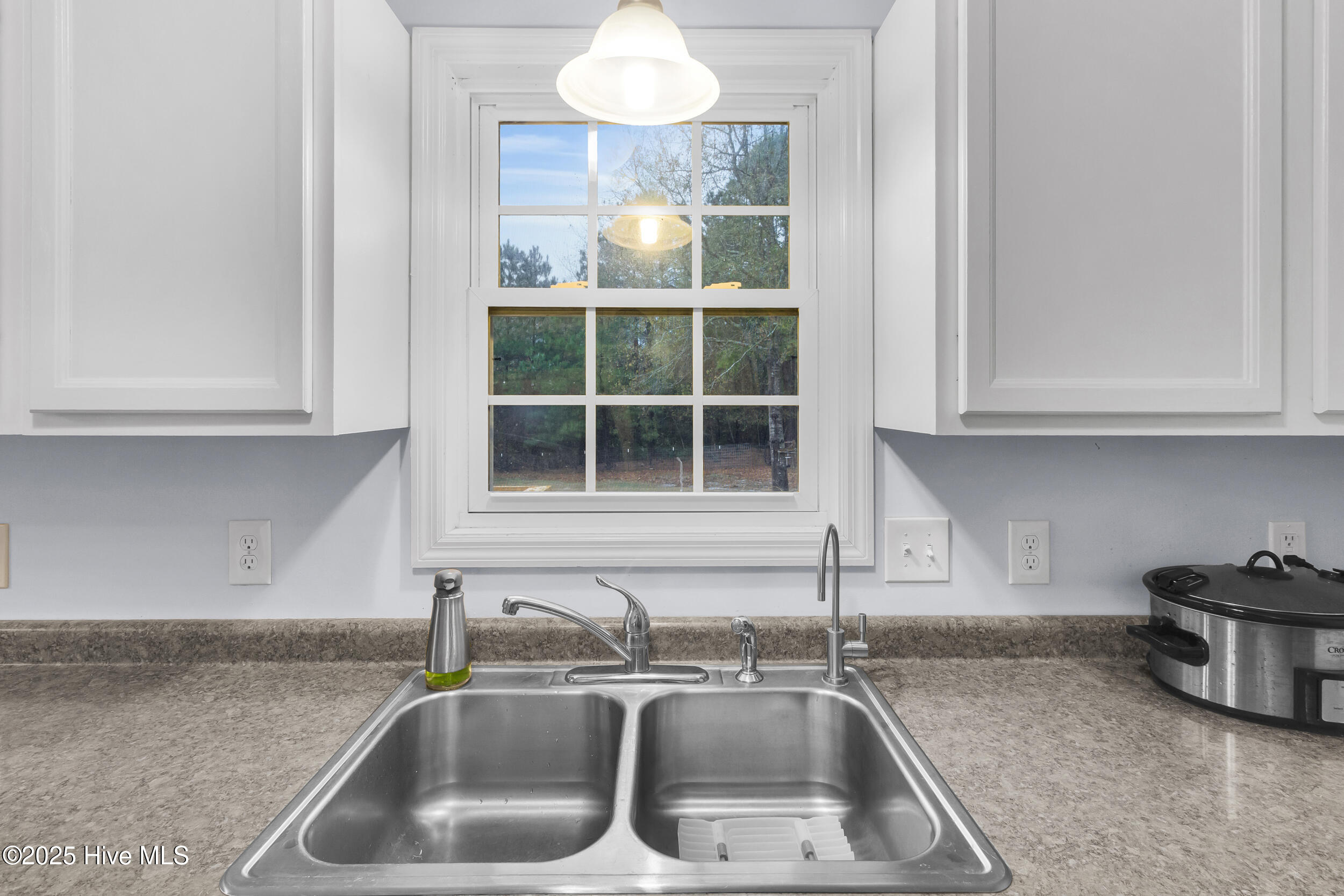 100545488 | Photo 10