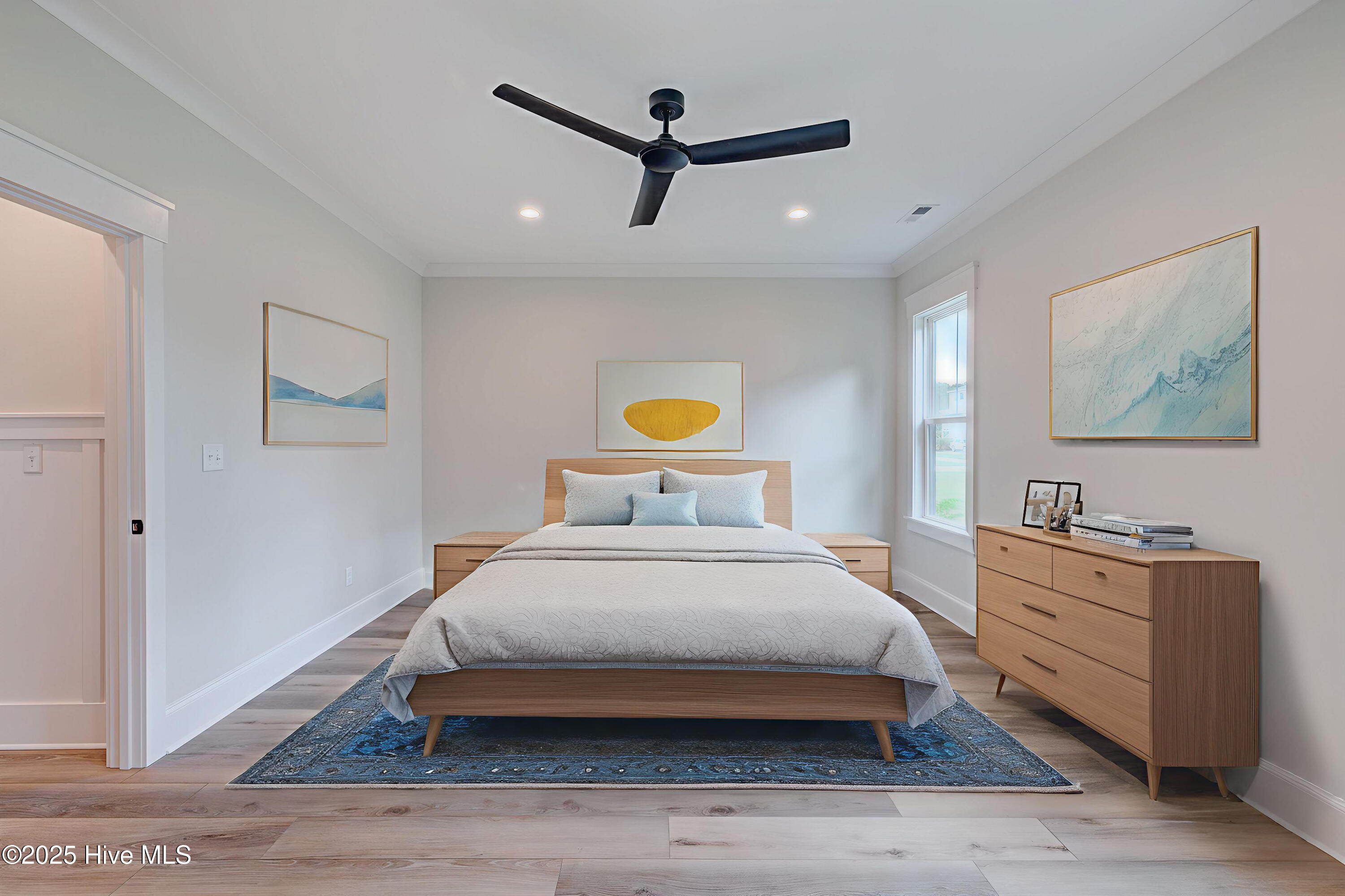 100526920 | Photo 16