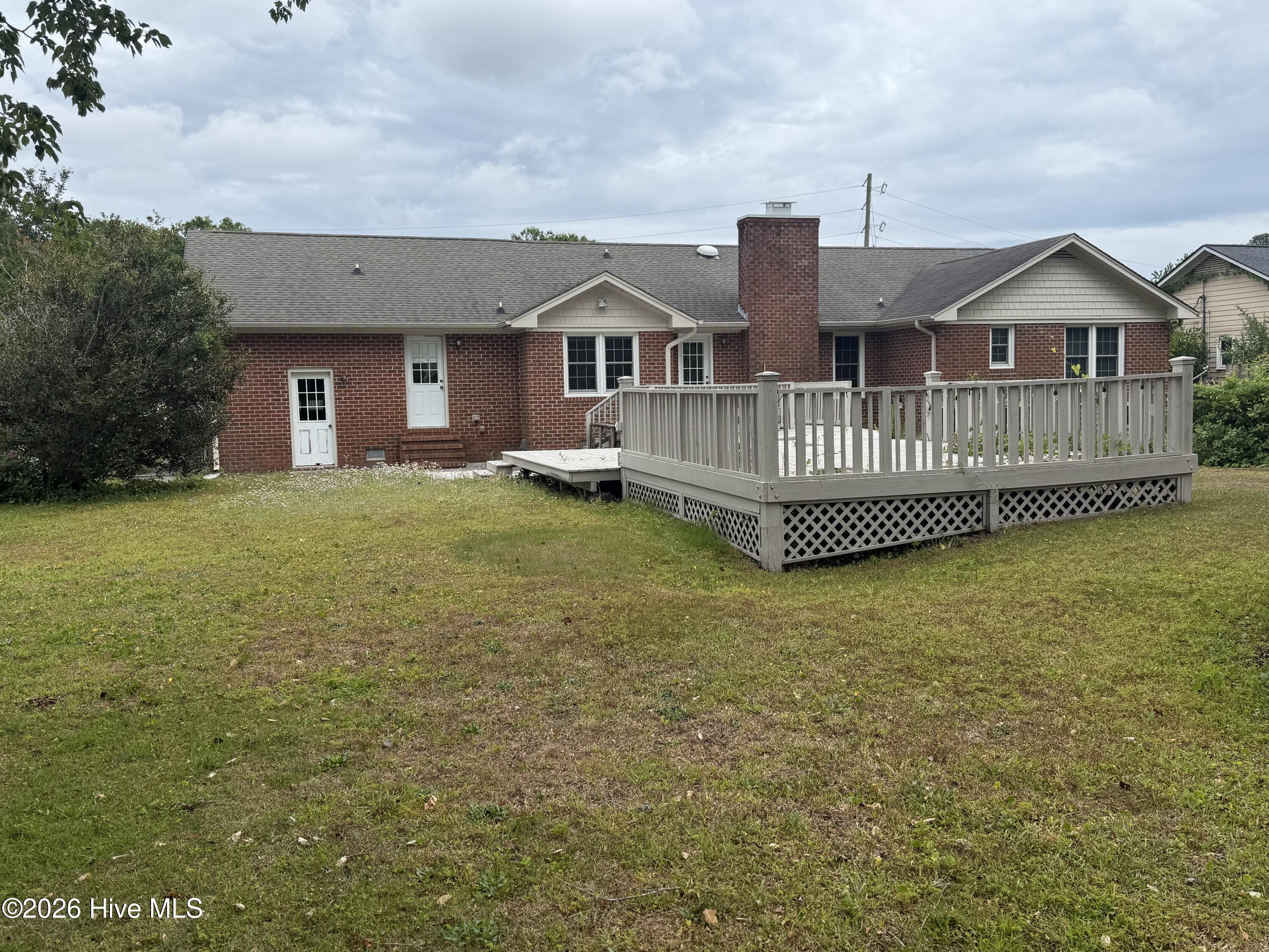 100570594 | Photo 39