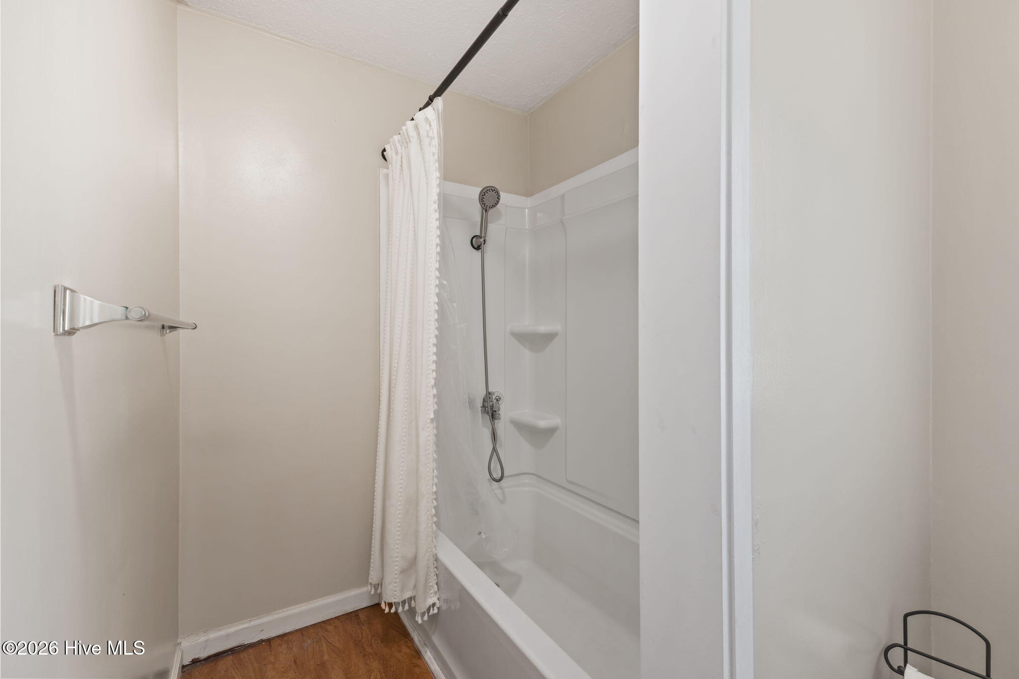 5217 Highway 101,Newport