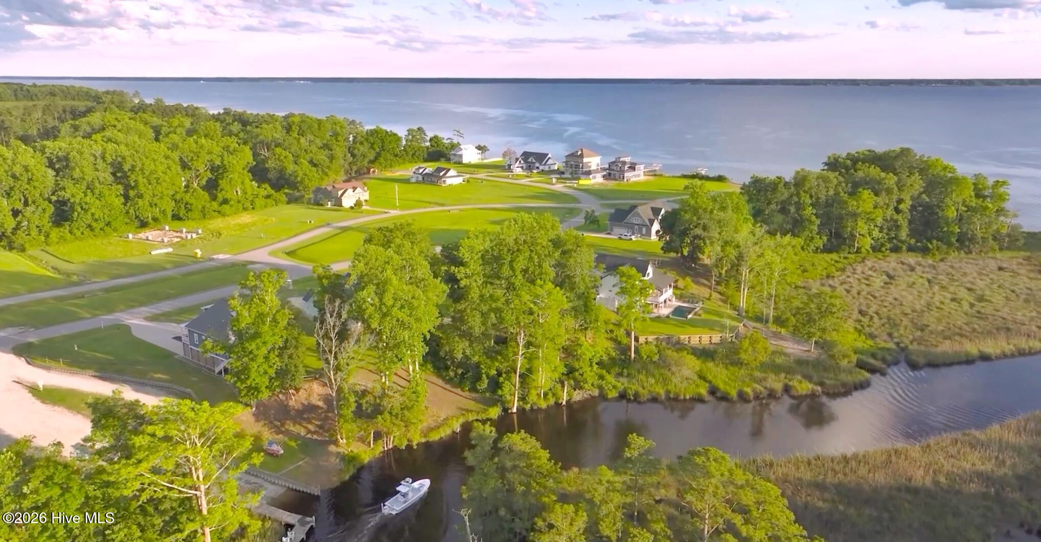 53 N Brightleaf Drive,Minnesott Beach