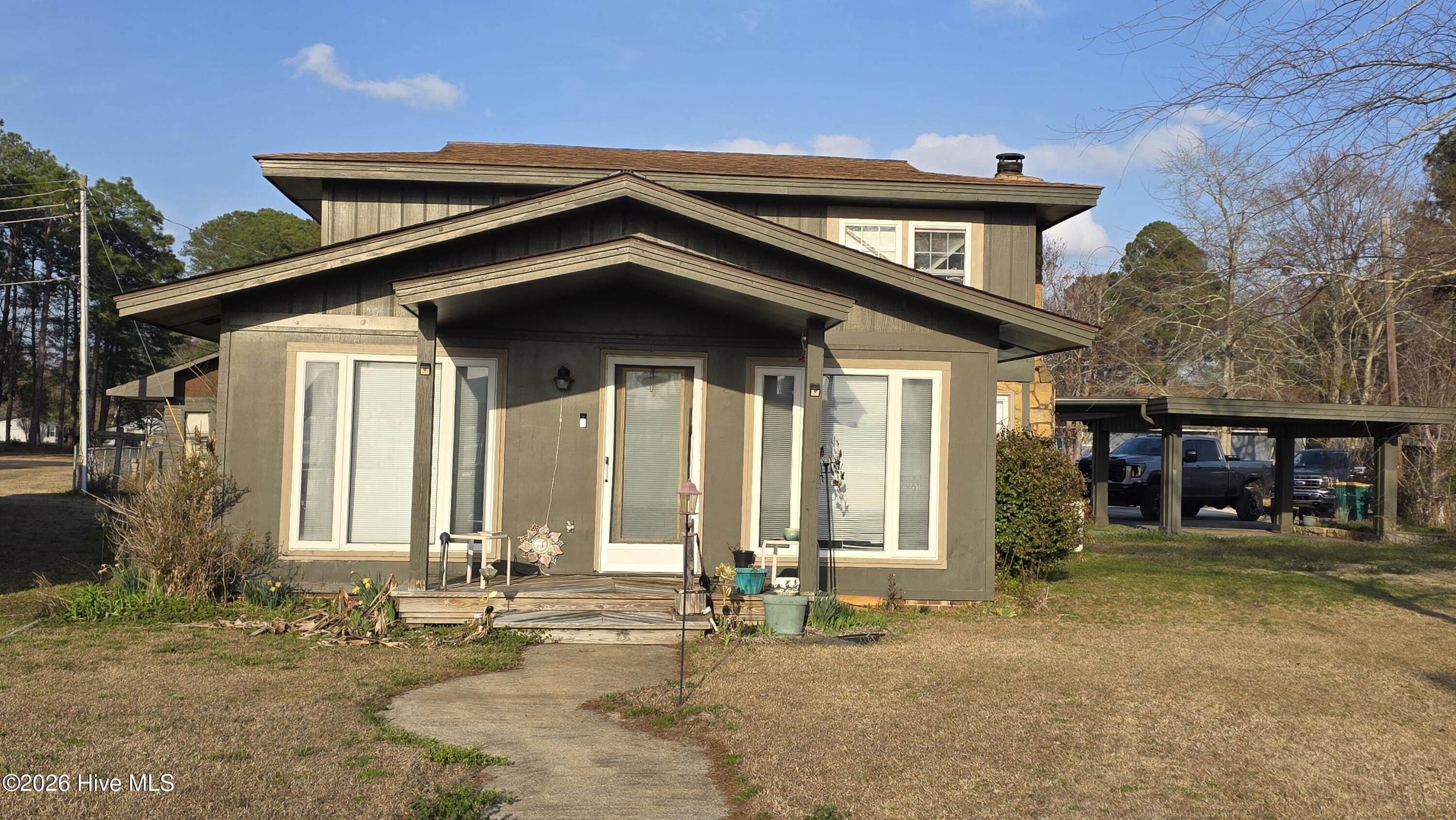 Homes for sale in Elizabethtown, NC | 1136 White Lake Dr, Elizabethtown, NC 28337 | MLS# 100557874