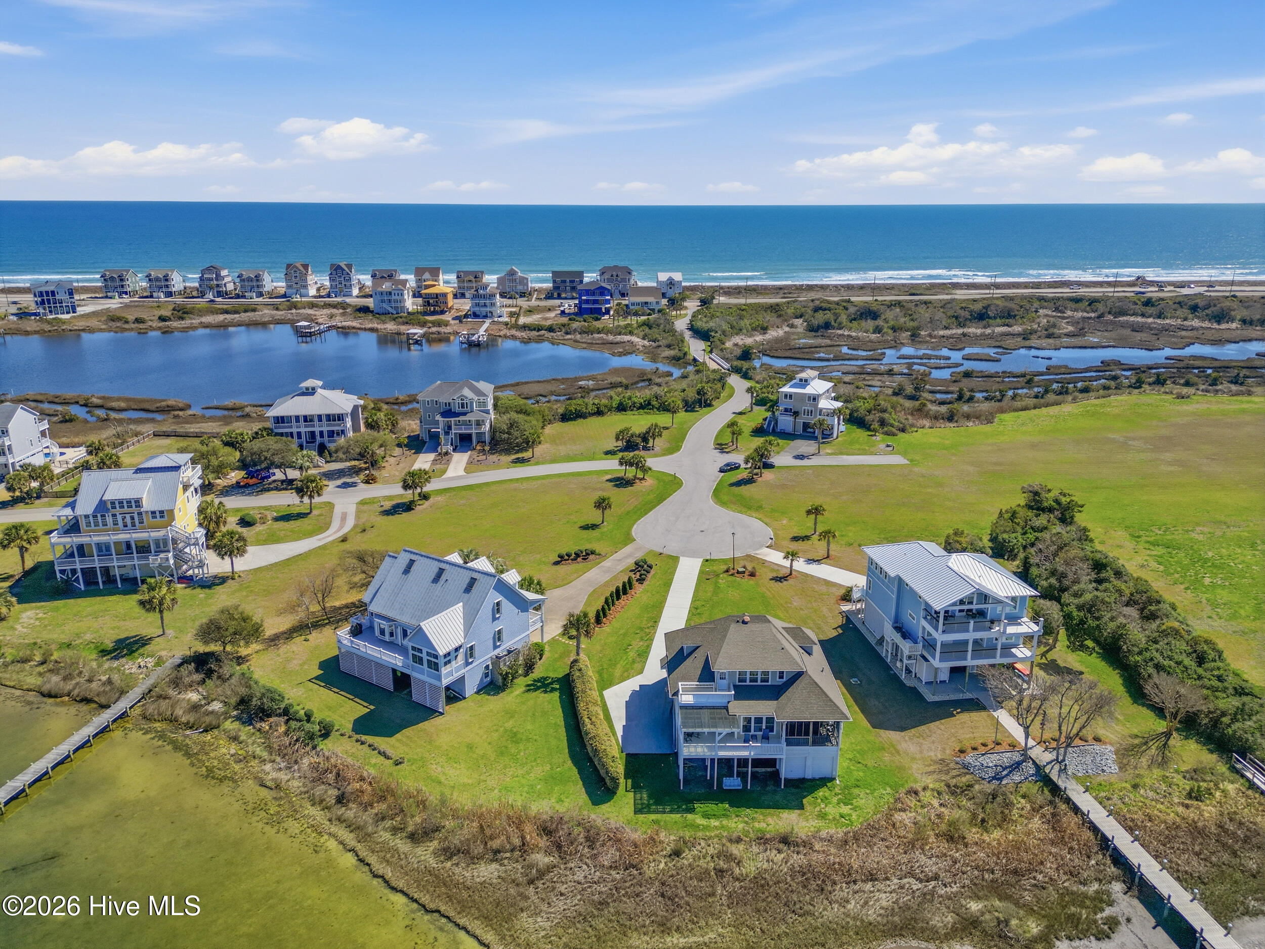 100561994 | Photo 84