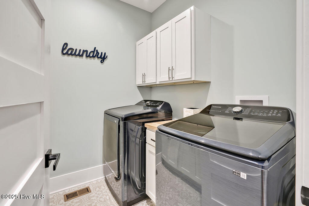 100521530 | Photo 31