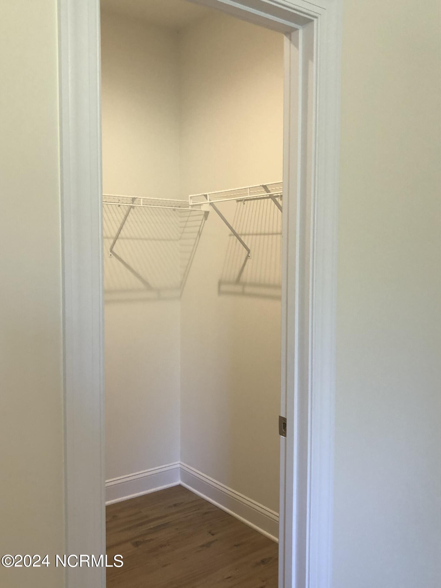 100544500 | Photo 15