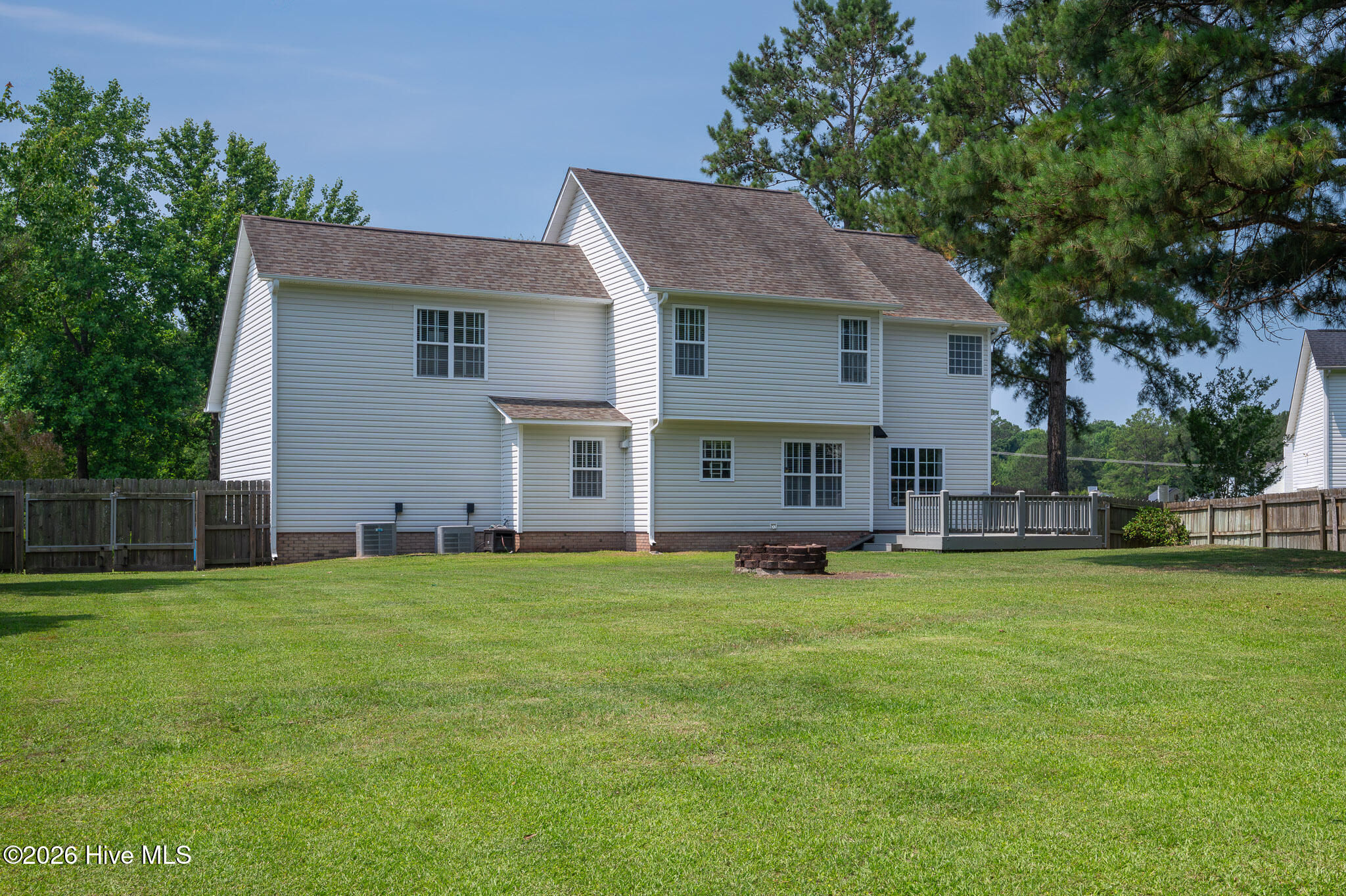 303 E Regent Court,Jacksonville